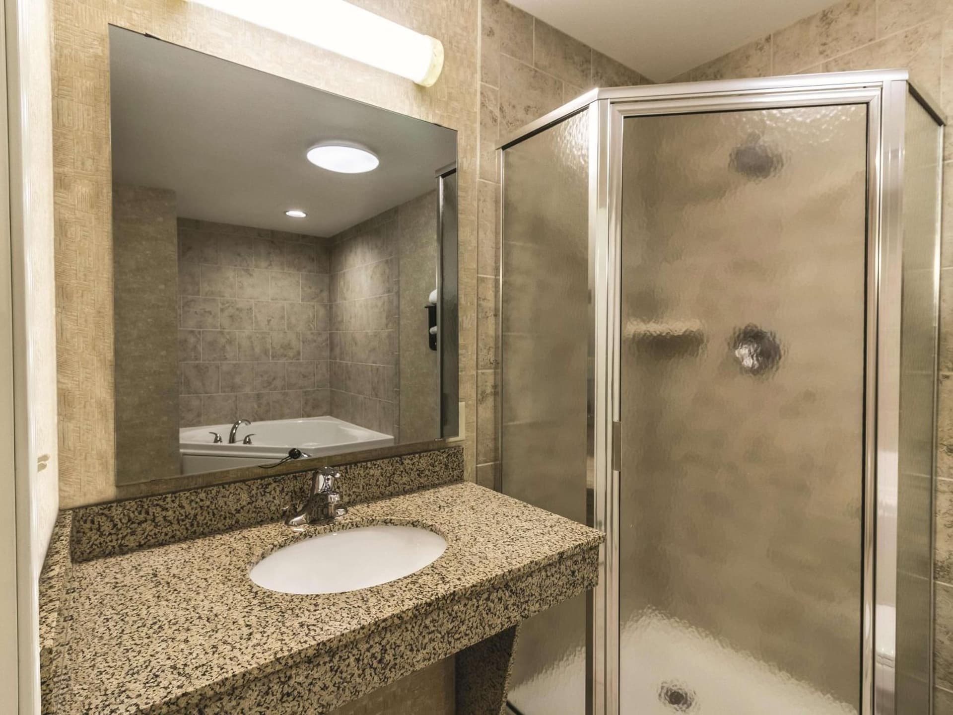 La Quinta by Wyndham Fargo-Medical Center gallery photo in Fargo, ND — image 23