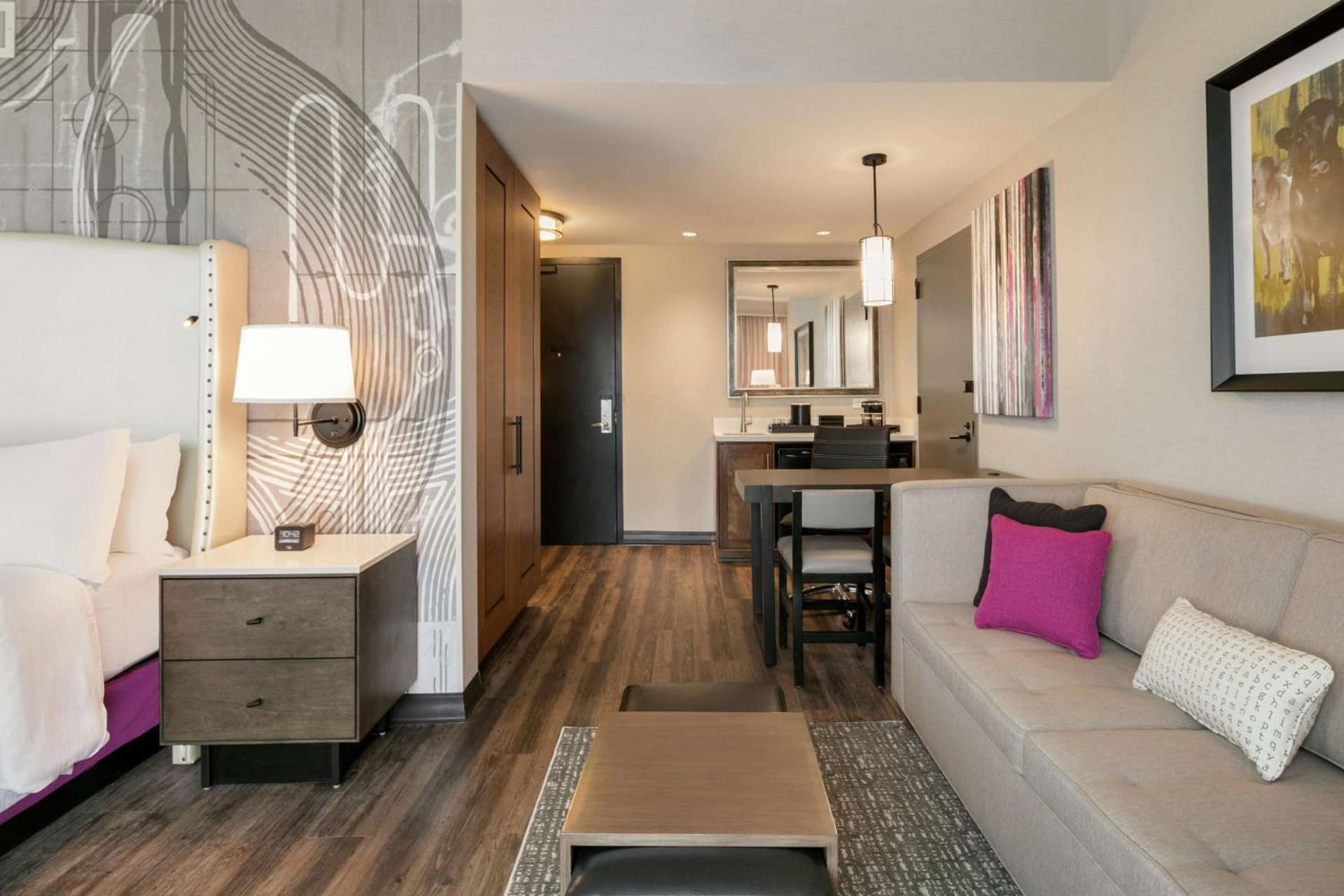 Embassy Suites By Hilton Berkeley Heights gallery photo in Berkeley Heights — image 13