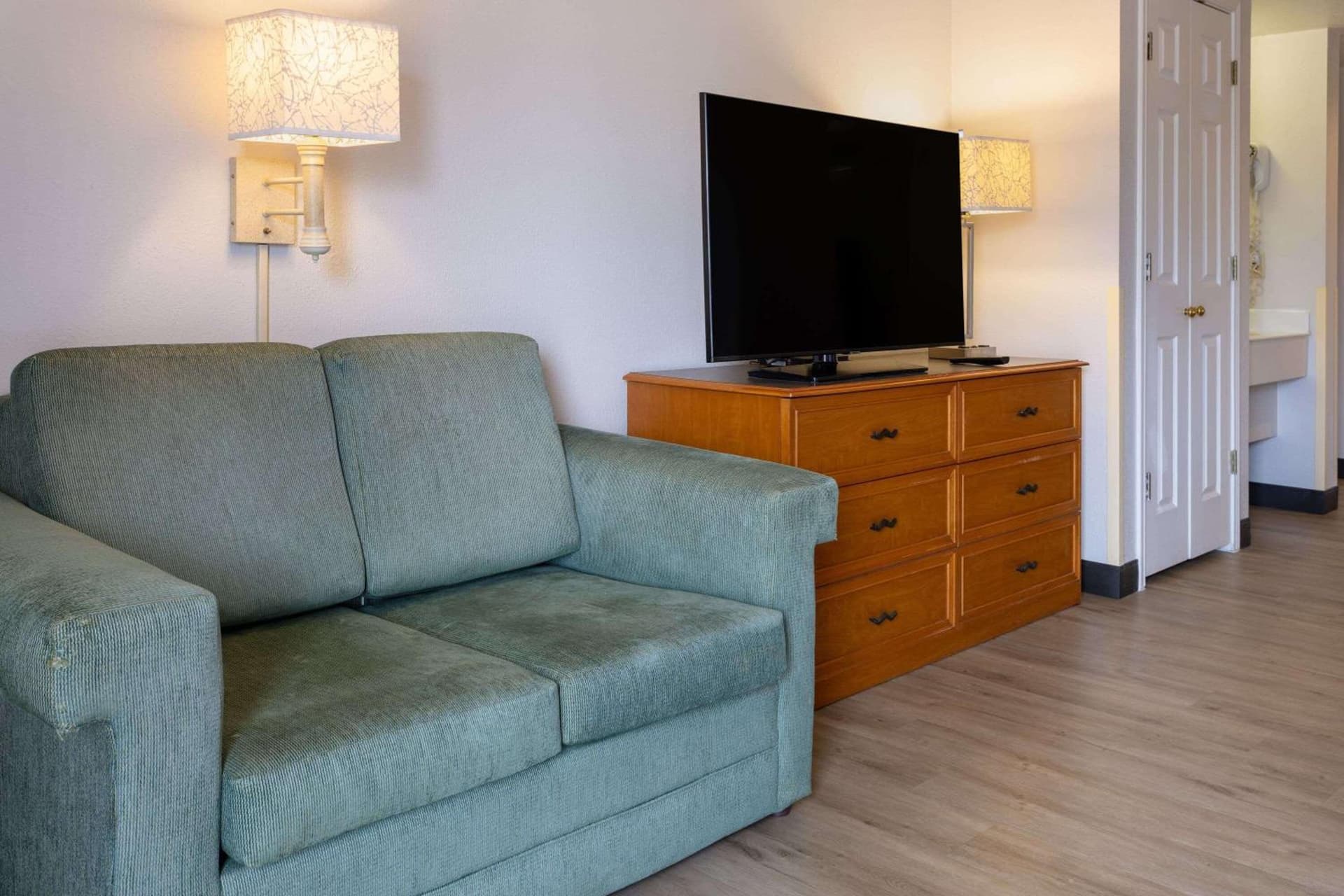 La Quinta by Wyndham Kingsport Tri Cities Airport gallery photo in Blountville, TN — image 24