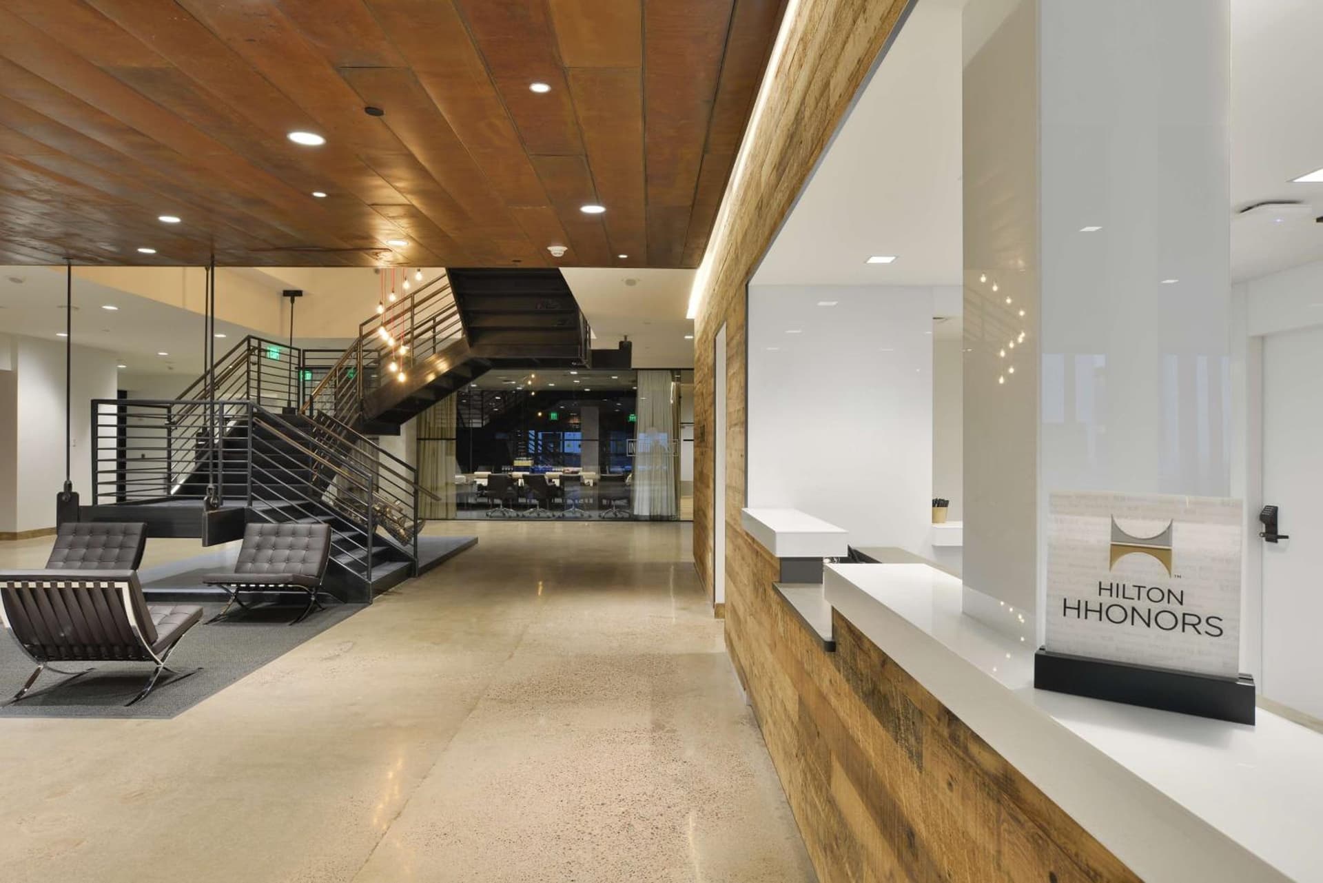 The Lismore Hotel Eau Claire - a DoubleTree by Hilton interior in Eau Claire, WI — gallery photo 2