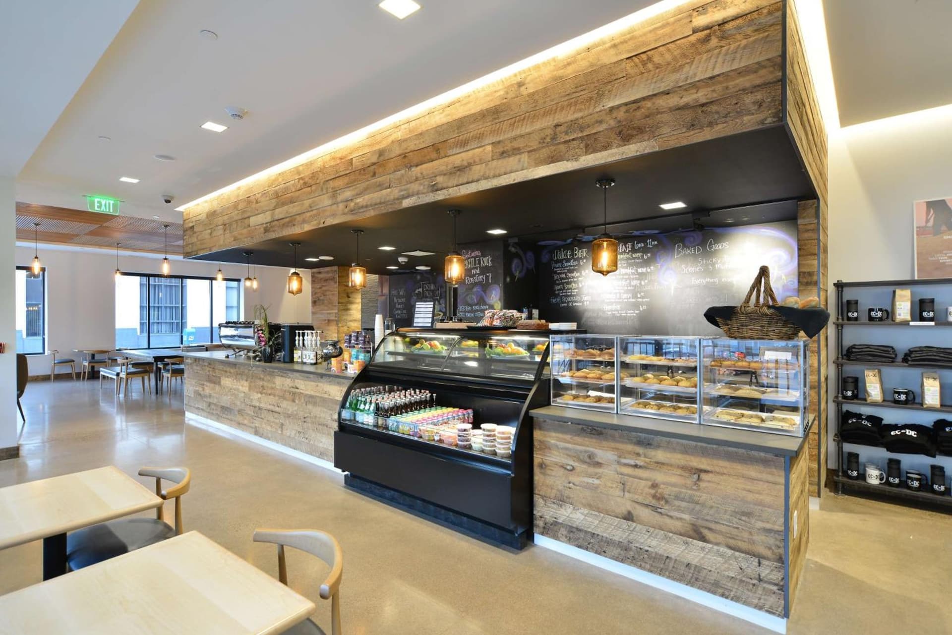 The Lismore Hotel Eau Claire - a DoubleTree by Hilton gallery photo in Eau Claire, WI — image 36
