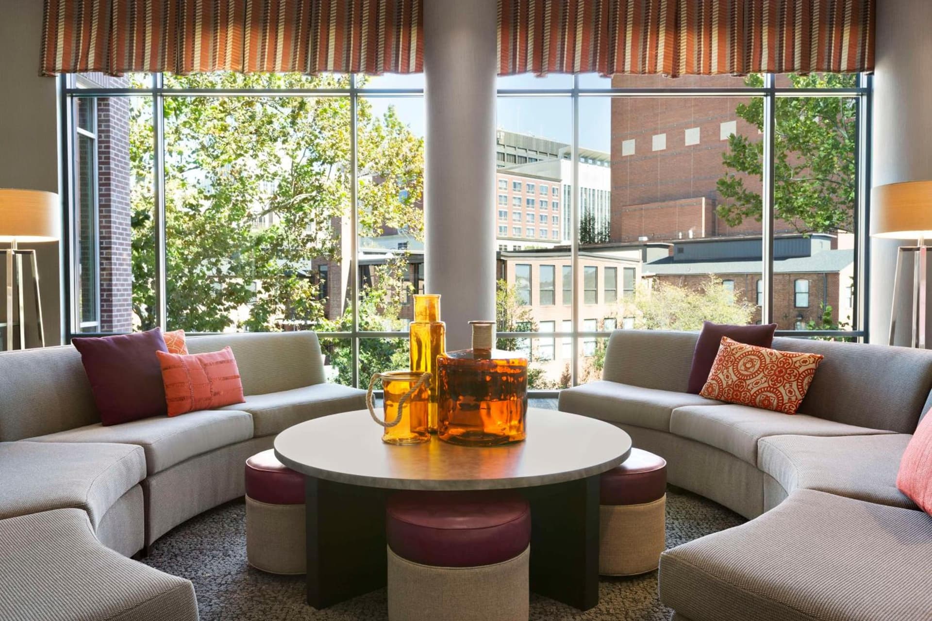 Embassy Suites by Hilton Greenville Downtown Riverplace gallery photo in Greenville, SC — image 11