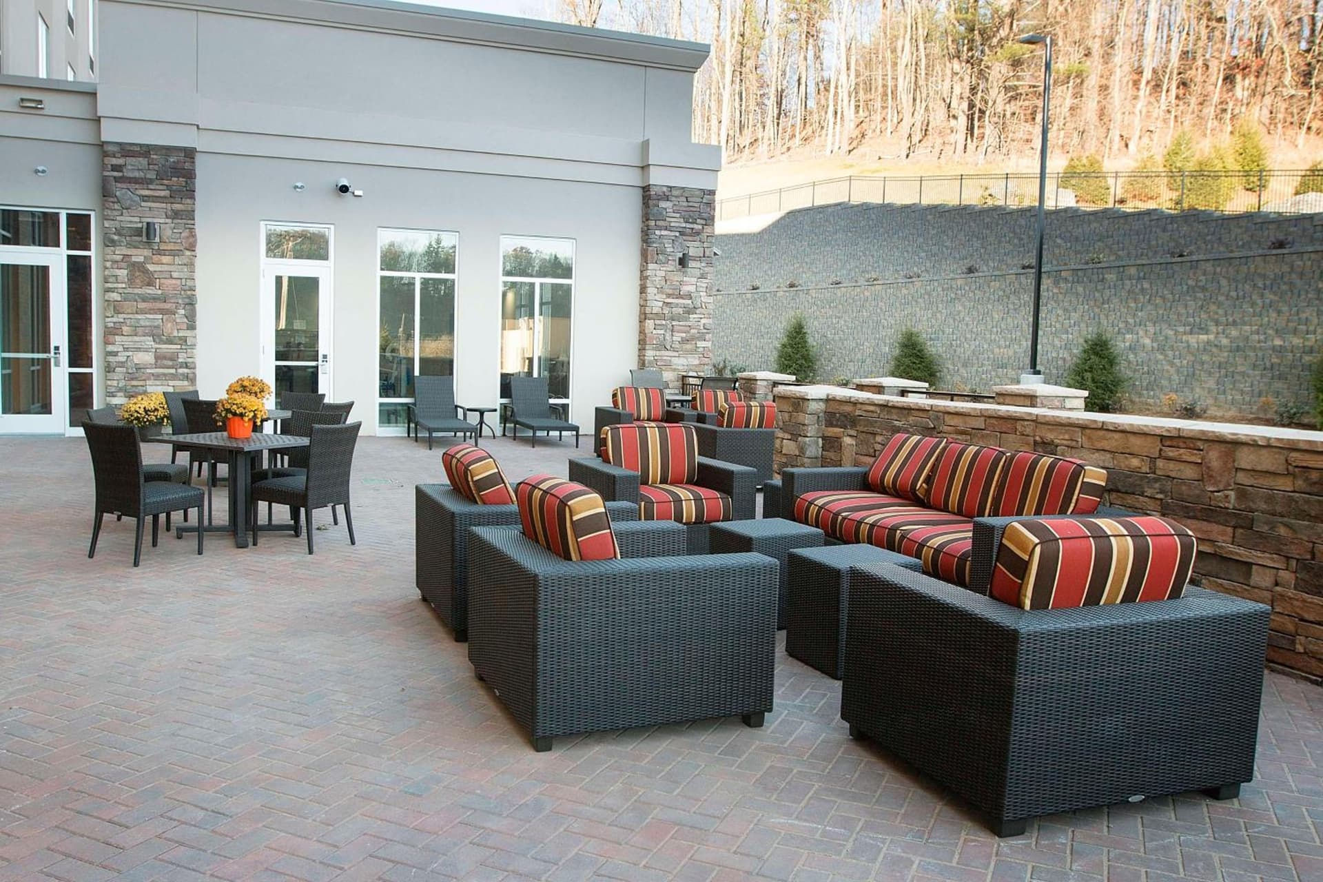 Hampton Inn & Suites Boone, Nc interior in Boone, NC — gallery photo 2