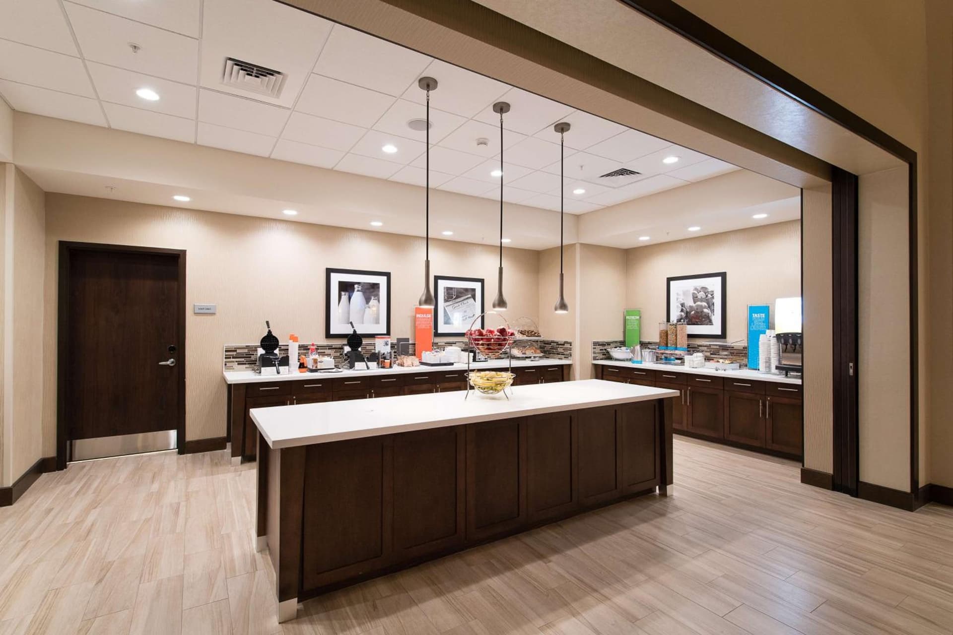 Hampton Inn and Suites Fayetteville, NC gallery photo in Fayetteville, NC — image 35