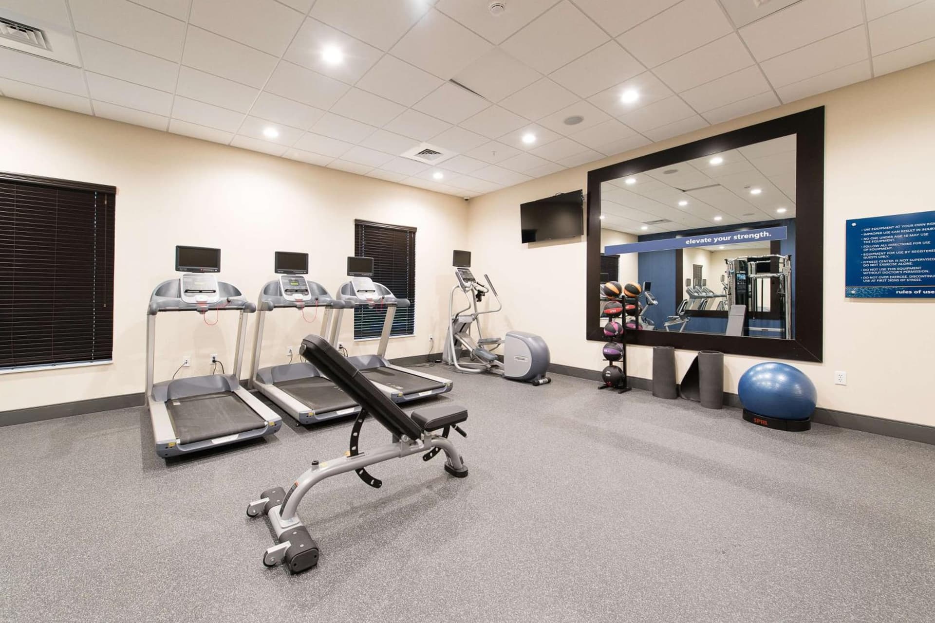 Hampton Inn and Suites Fayetteville, NC gallery photo in Fayetteville, NC — image 14