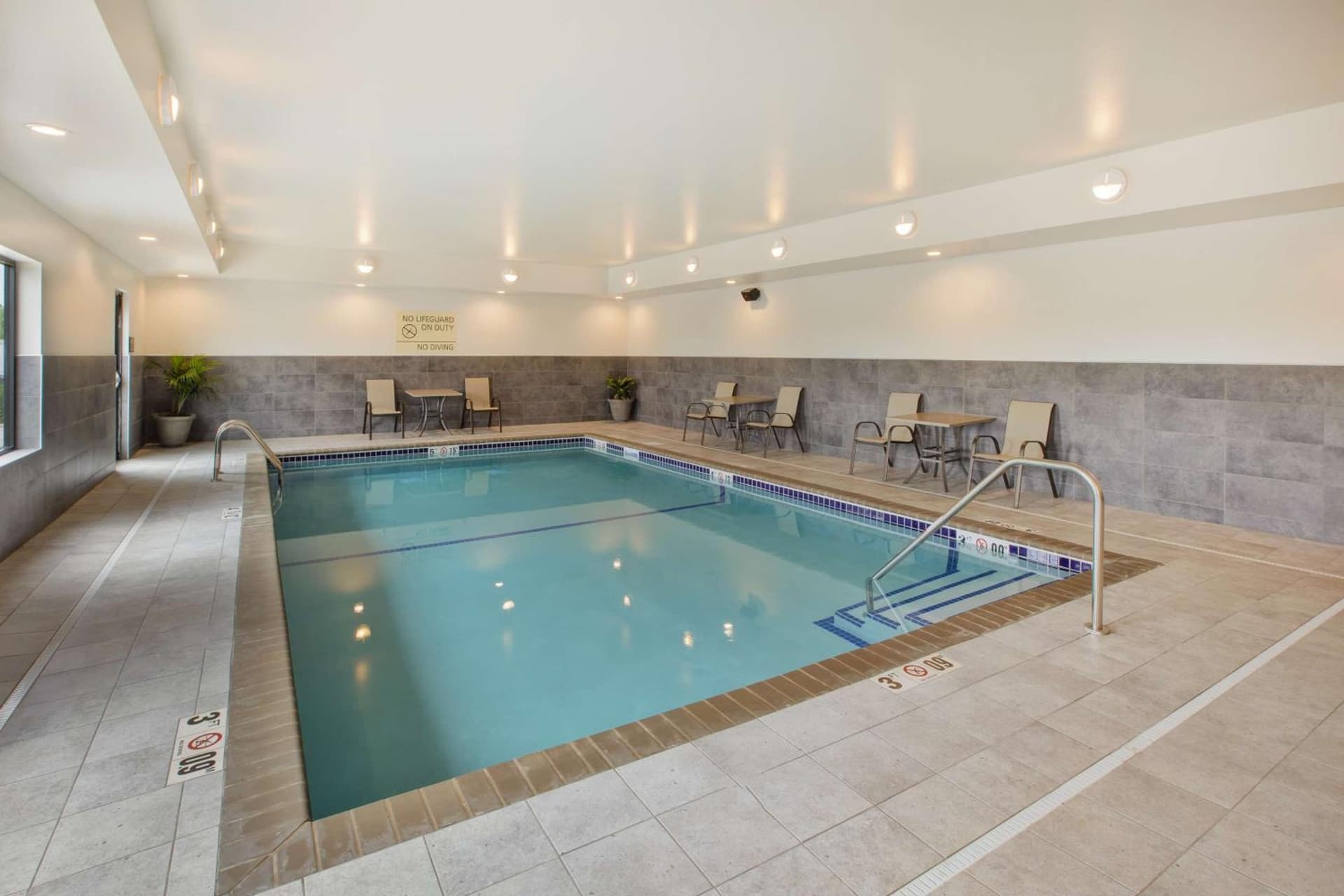 Hampton Inn & Suites By Hilton, Southwest Sioux Falls gallery photo in Sioux Falls, SD — image 18