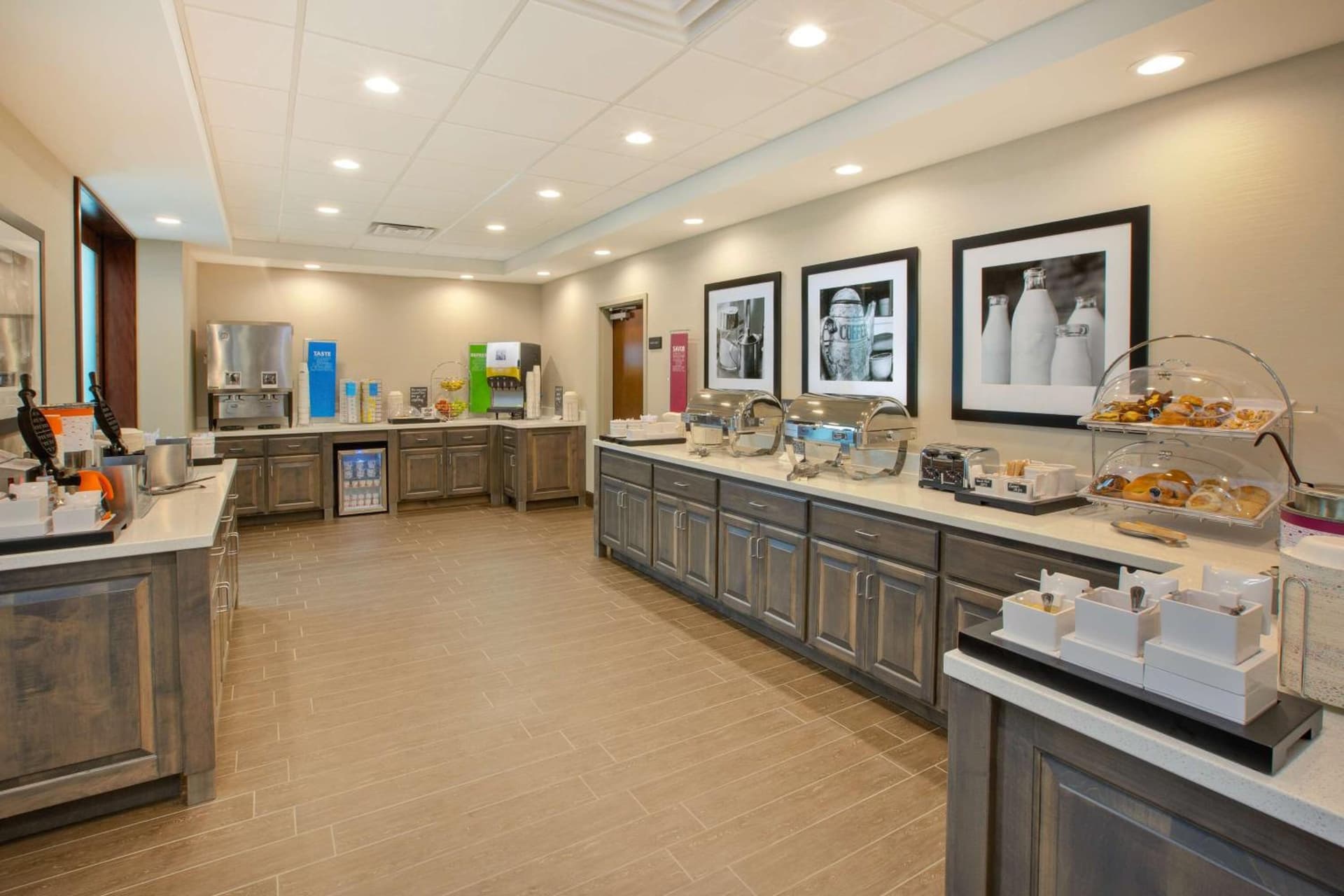 Hampton Inn & Suites By Hilton, Southwest Sioux Falls gallery photo in Sioux Falls, SD — image 23