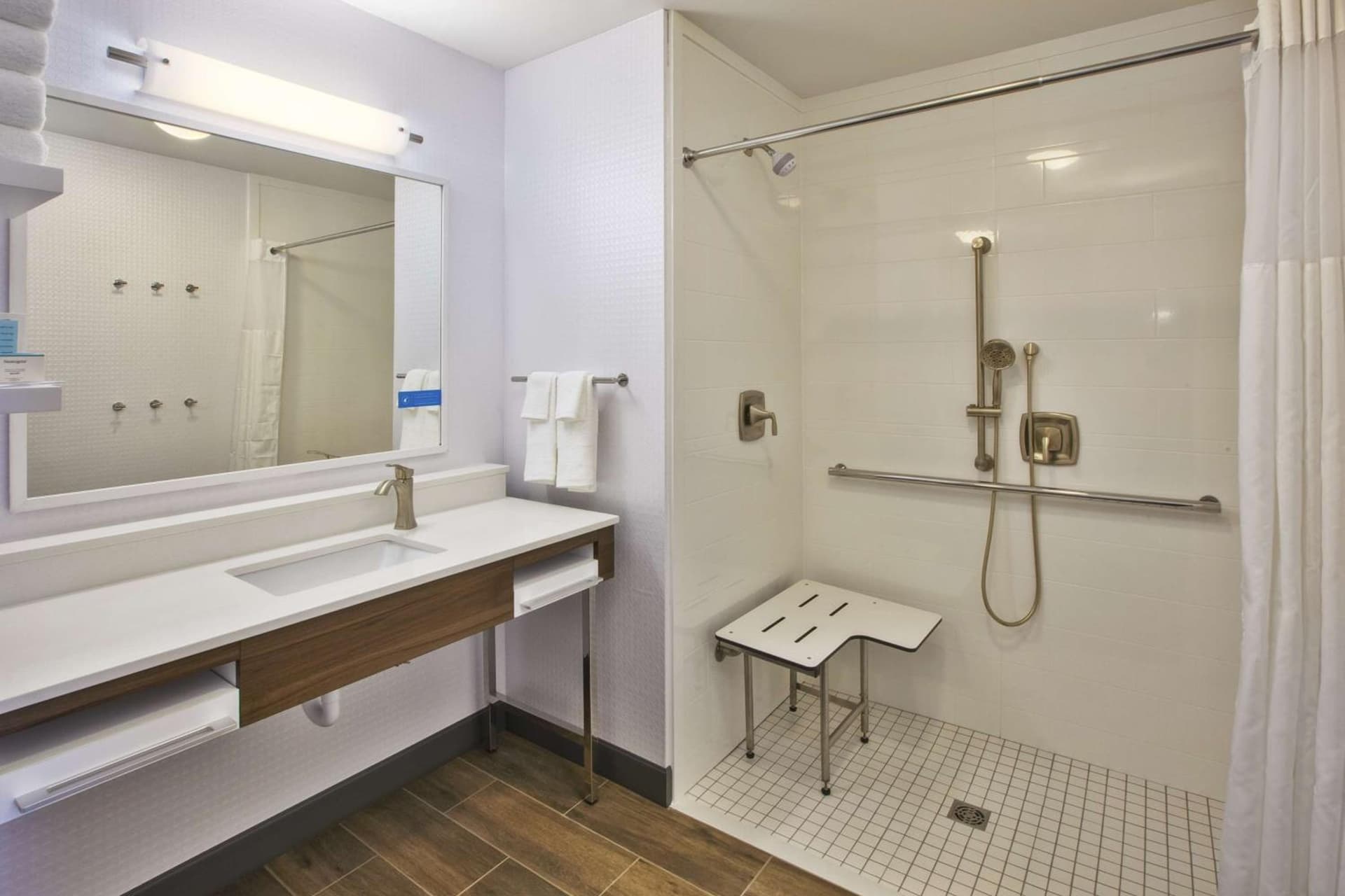 Hampton Inn & Suites By Hilton, Southwest Sioux Falls gallery photo in Sioux Falls, SD — image 38