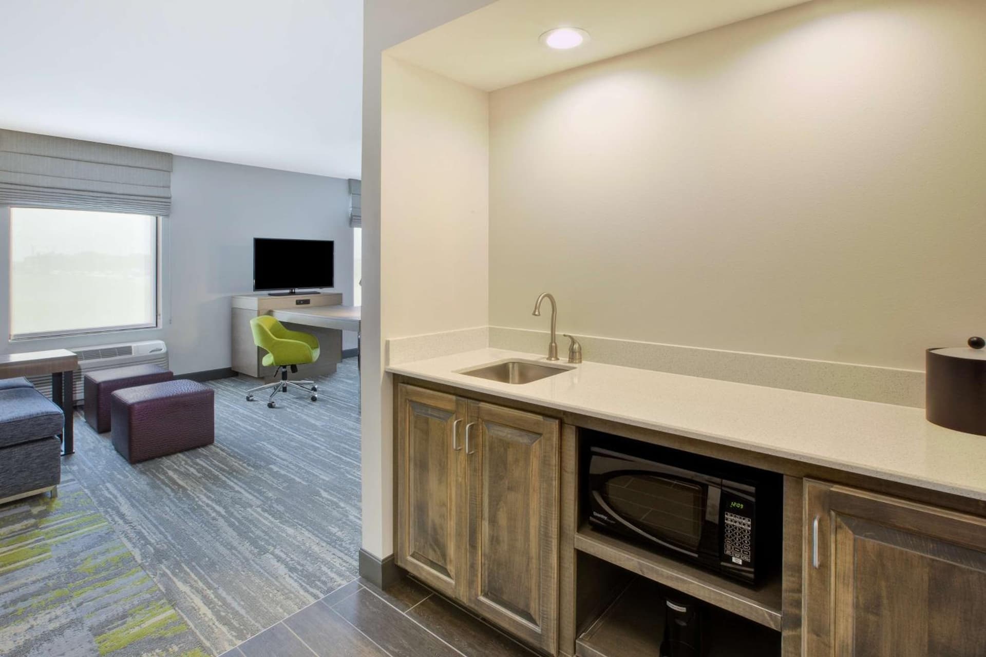 Hampton Inn & Suites By Hilton, Southwest Sioux Falls gallery photo in Sioux Falls, SD — image 12
