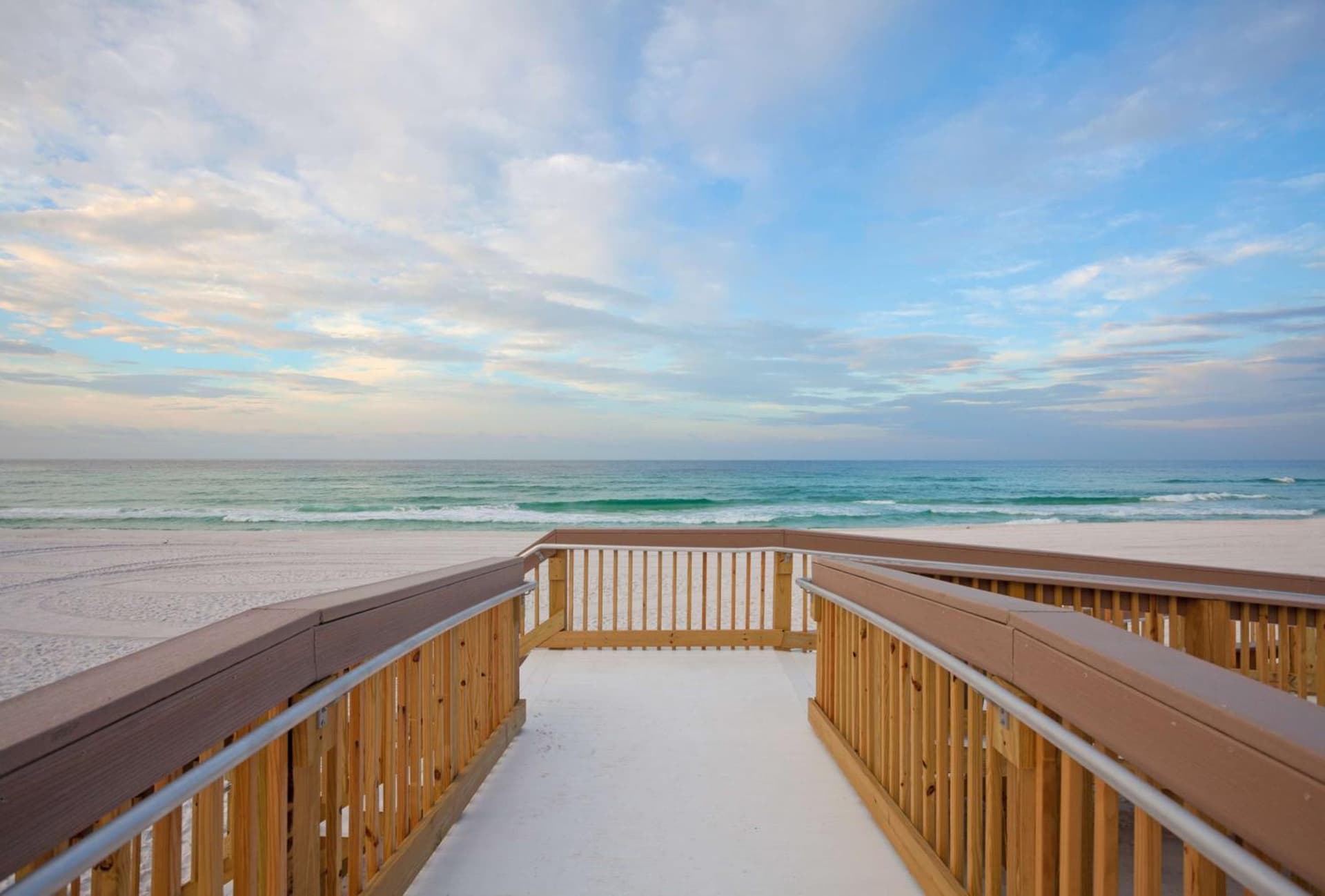 Hilton Garden Inn Ft. Walton Beach property views in Fort Walton Beach, FL — gallery photo 3