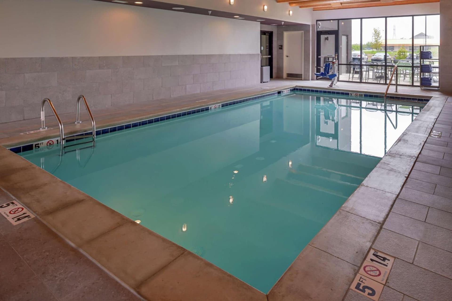 Home2 Suites By Hilton Merrillville gallery photo in Merrillville, IN — image 5