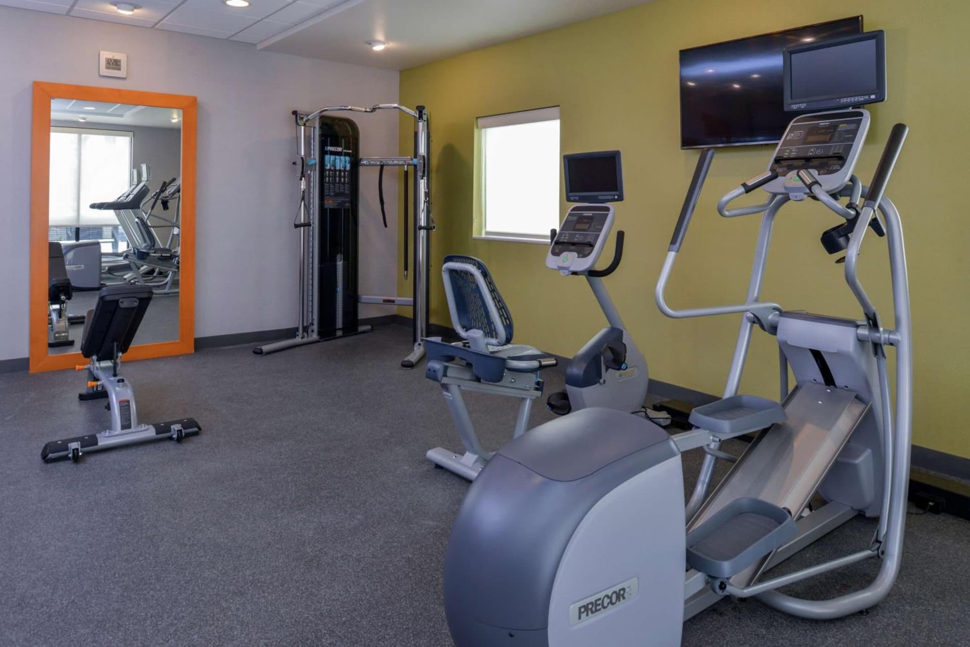 Home2 Suites By Hilton Merrillville gallery photo in Merrillville, IN — image 20