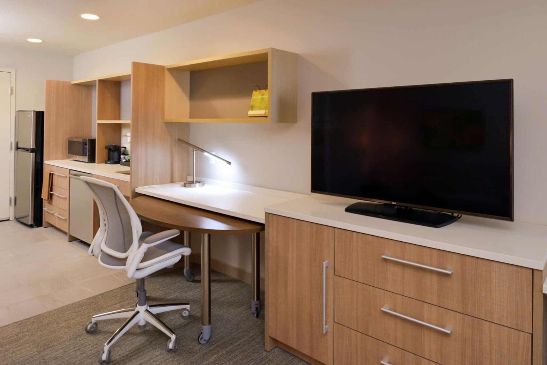 Home2 Suites By Hilton Merrillville gallery photo in Merrillville, IN — image 19