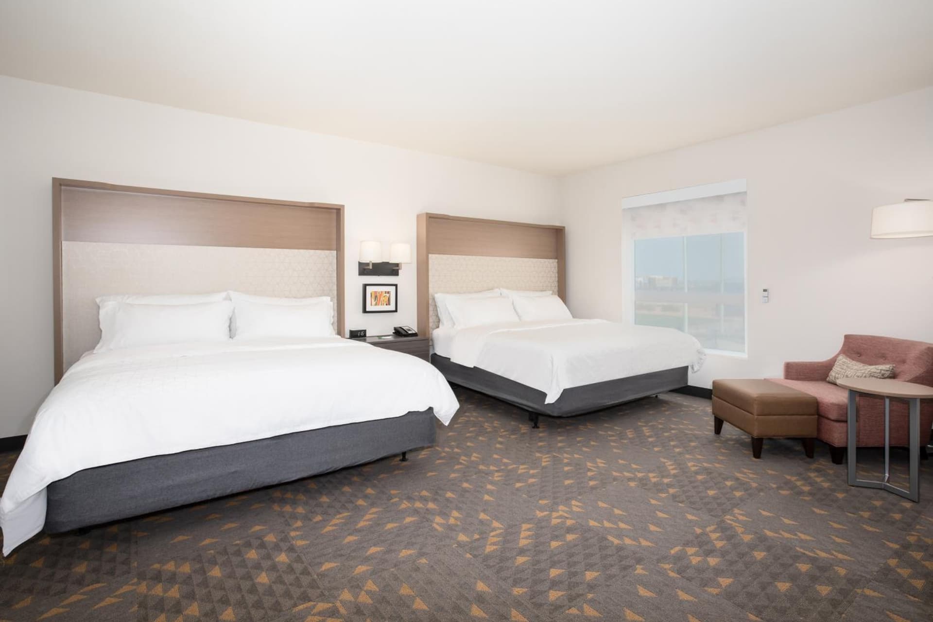 Holiday Inn Glendale - Stadium & Ent Dist by IHG gallery photo in Glendale, AZ — image 7
