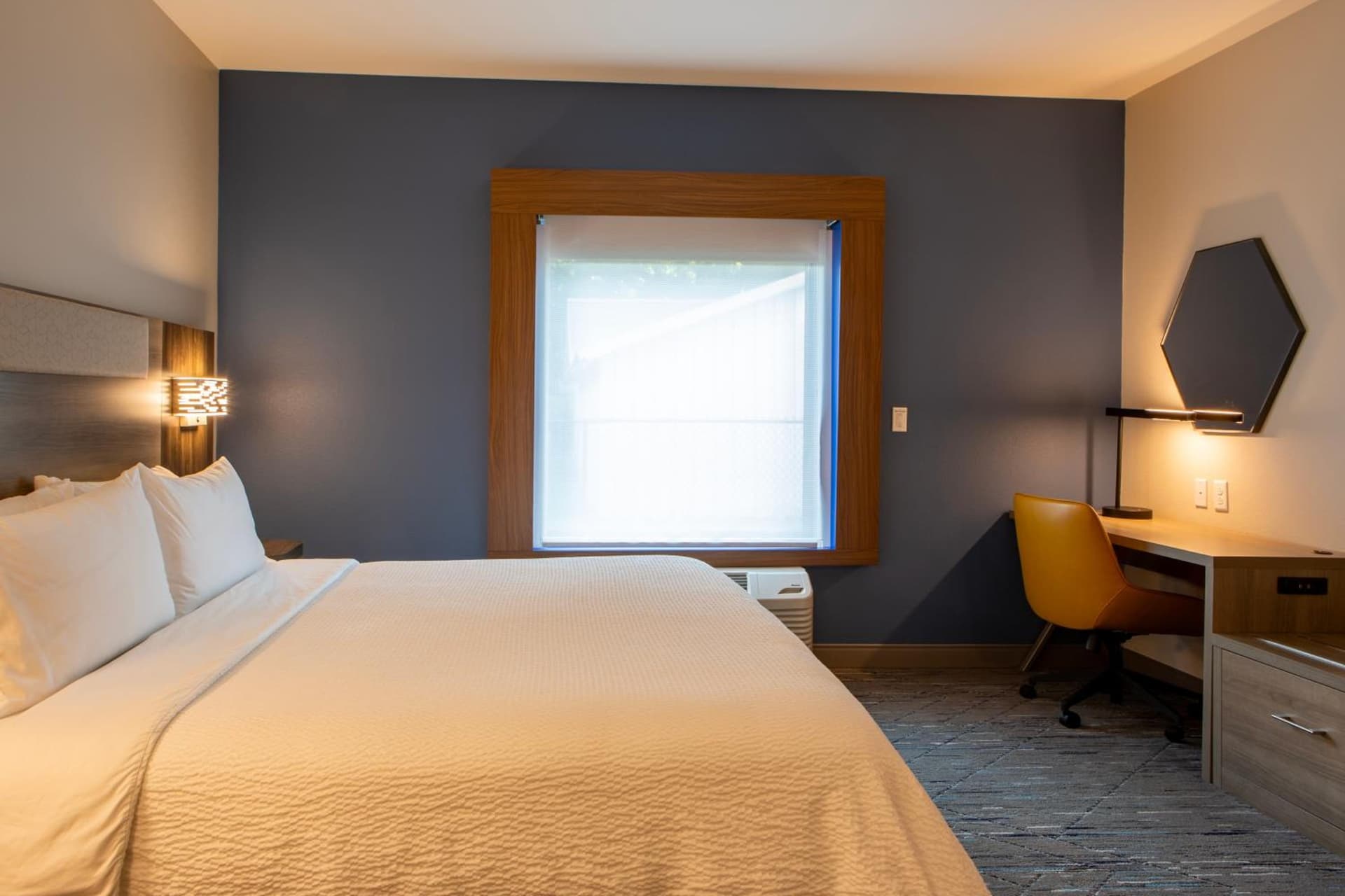Holiday Inn Express & Suites Sioux City-South by IHG property views in Sioux City, IA — gallery photo 3