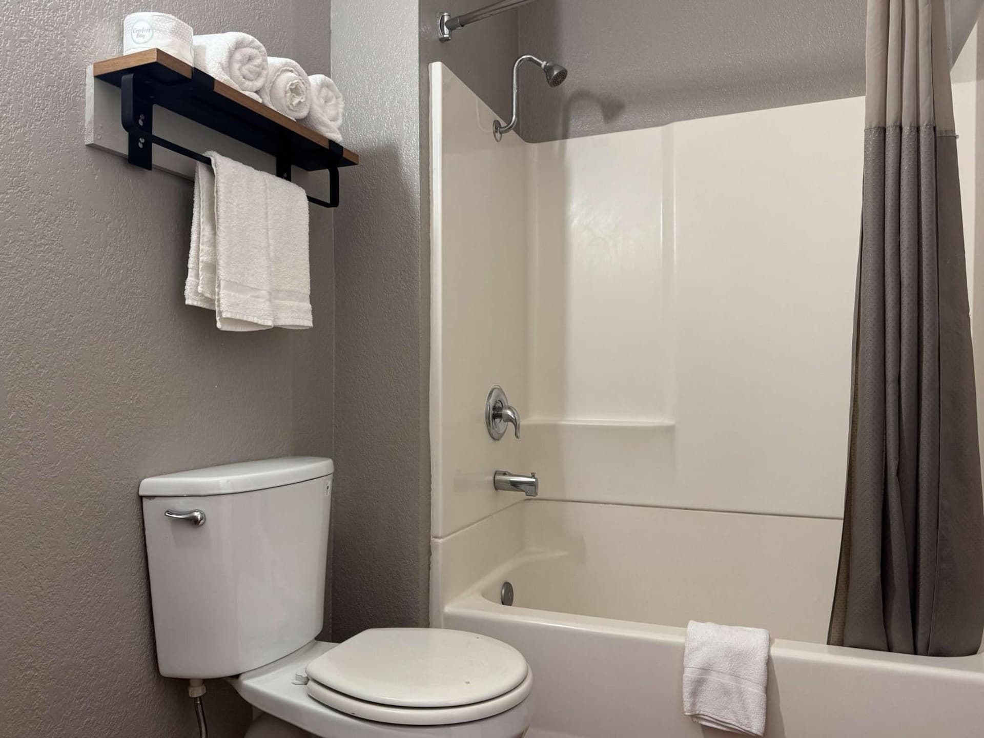 Motel 6-Simi Valley, CA gallery photo in Simi Valley, CA — image 4