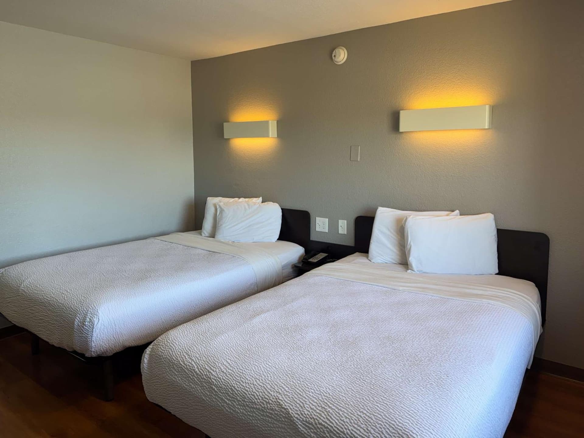 Motel 6-Simi Valley, CA gallery photo in Simi Valley, CA — image 17