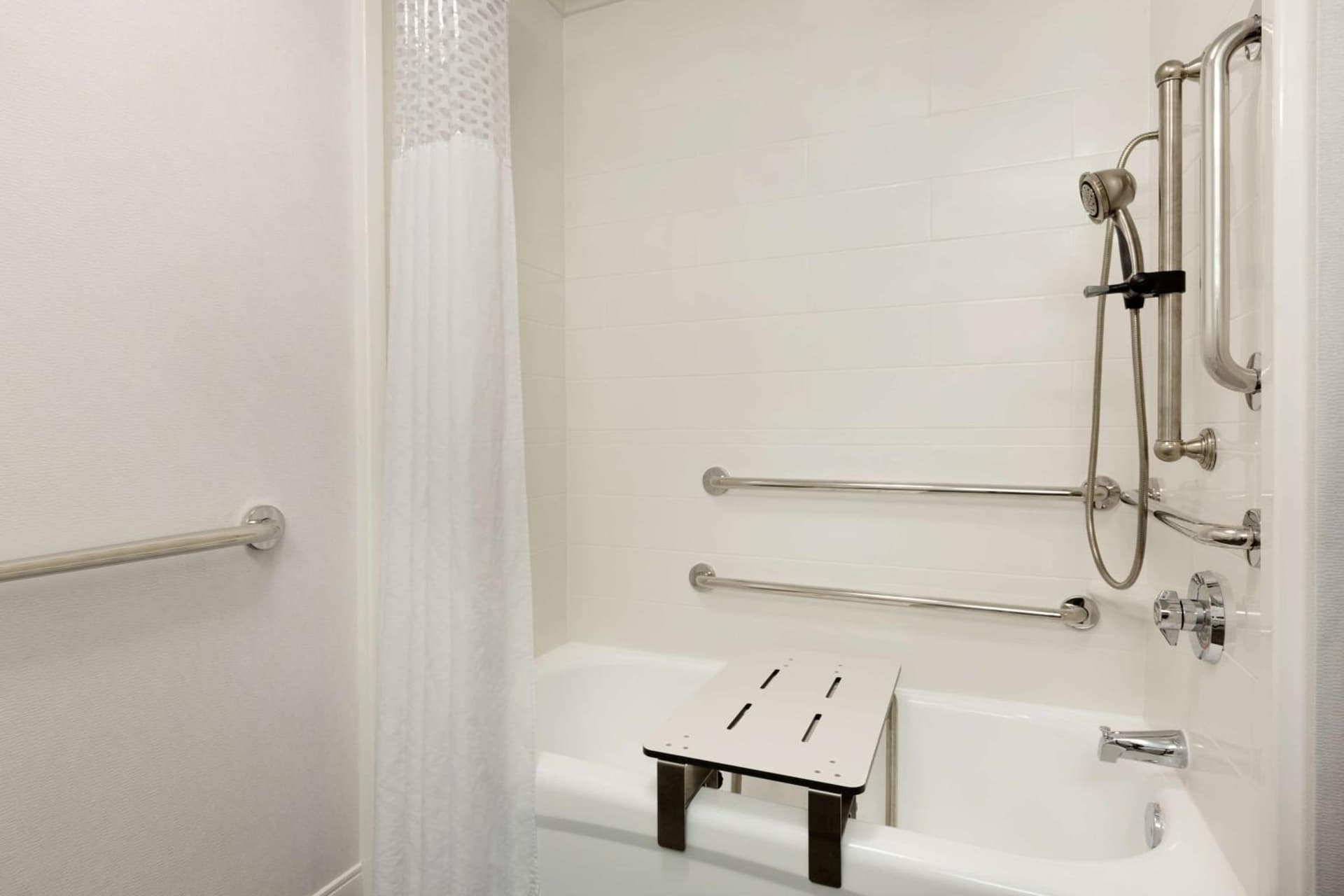 Hampton Inn Denville-Rockaway-Parsippany gallery photo in Denville, NJ — image 30