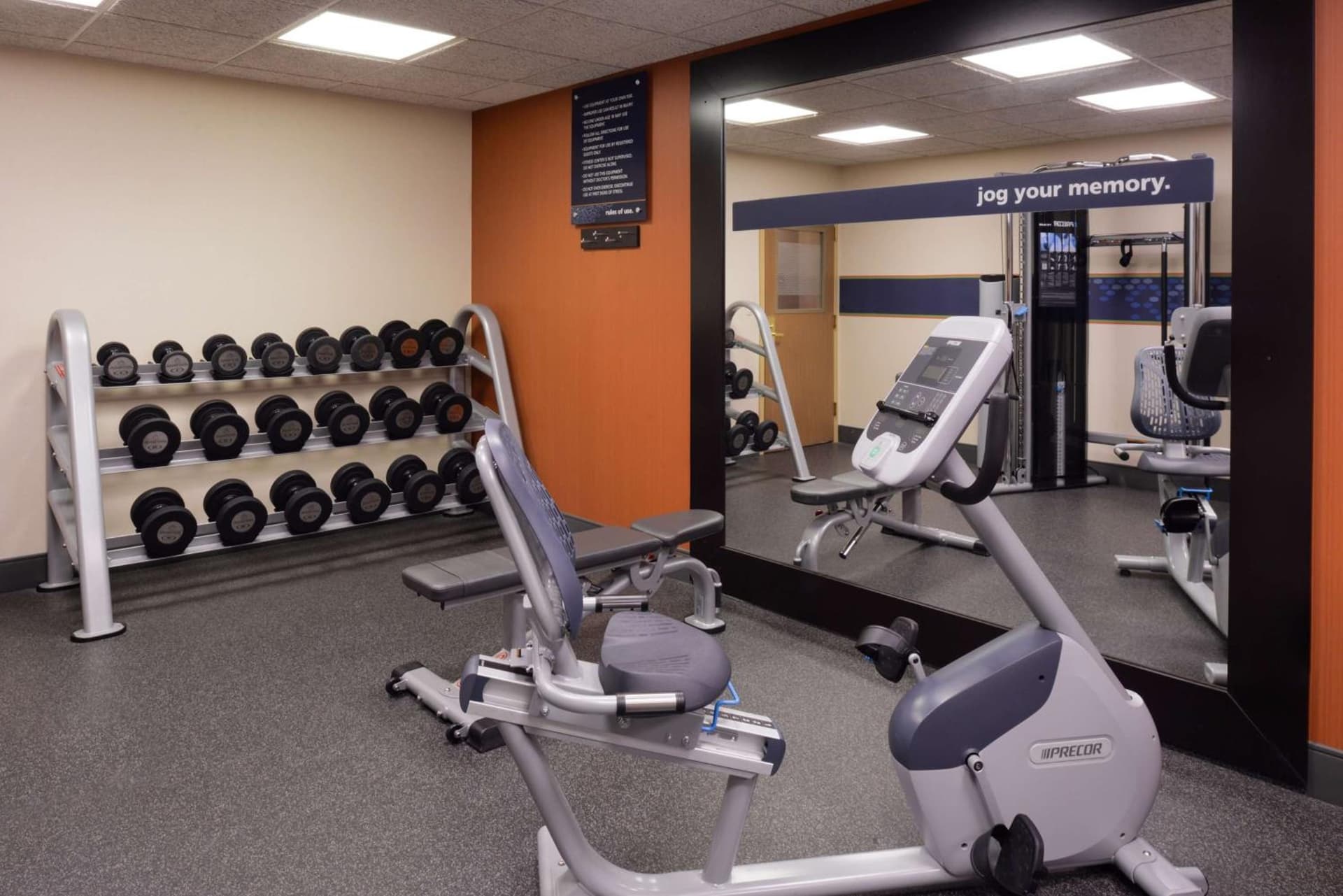 Hampton Inn Elkhart gallery photo in Elkhart, IN — image 10