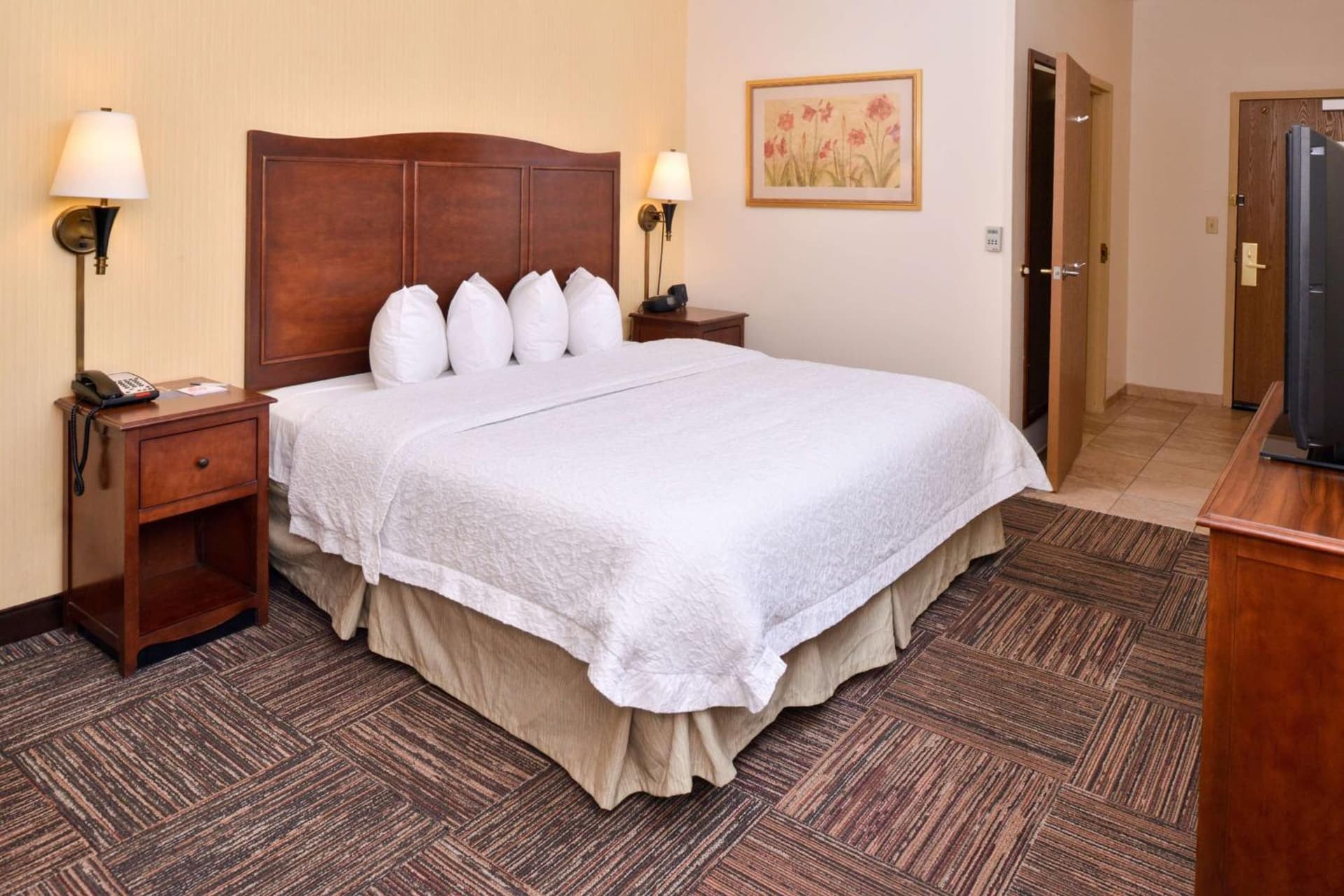 Hampton Inn Elkhart gallery photo in Elkhart, IN — image 7
