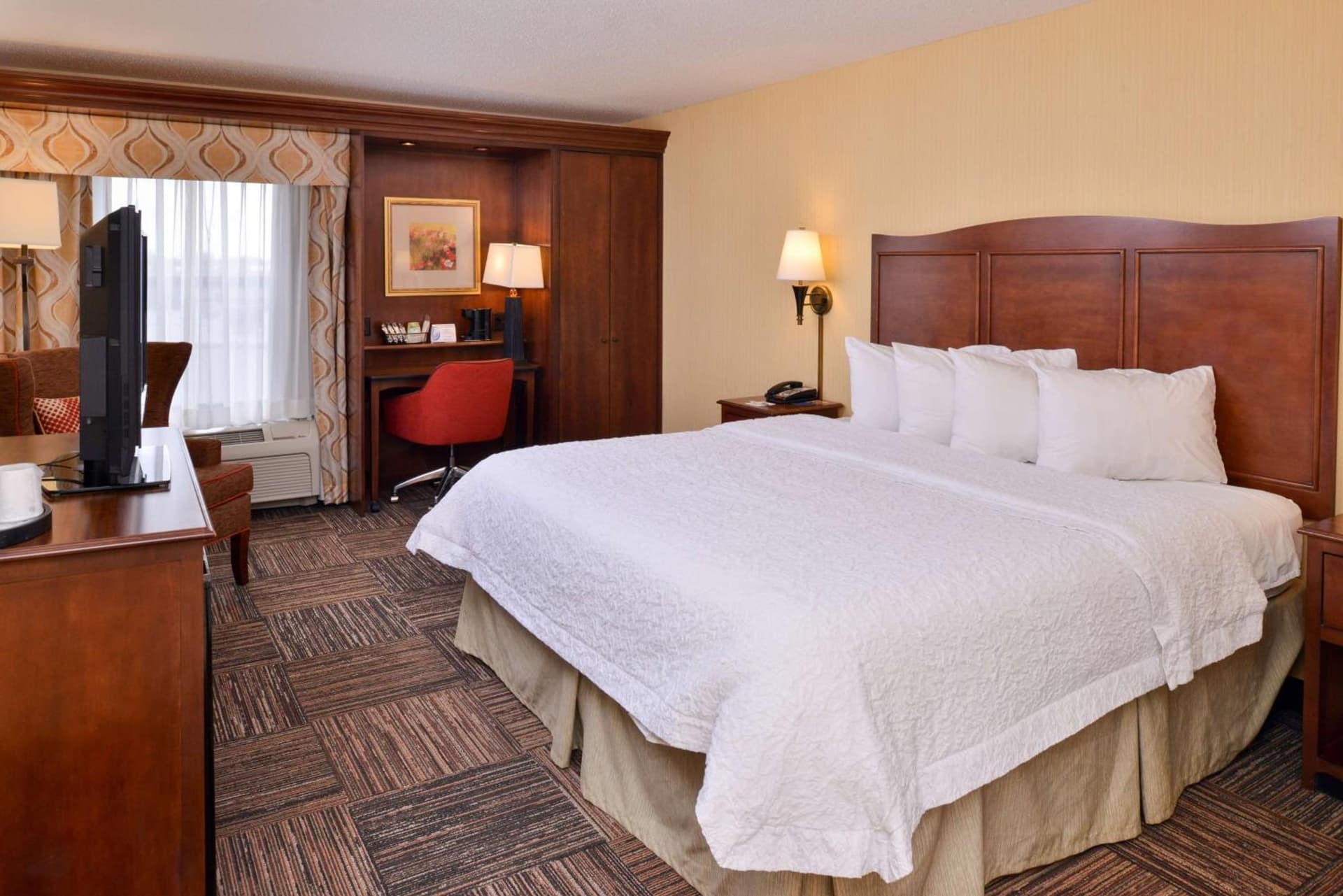 Hampton Inn Elkhart gallery photo in Elkhart, IN — image 5