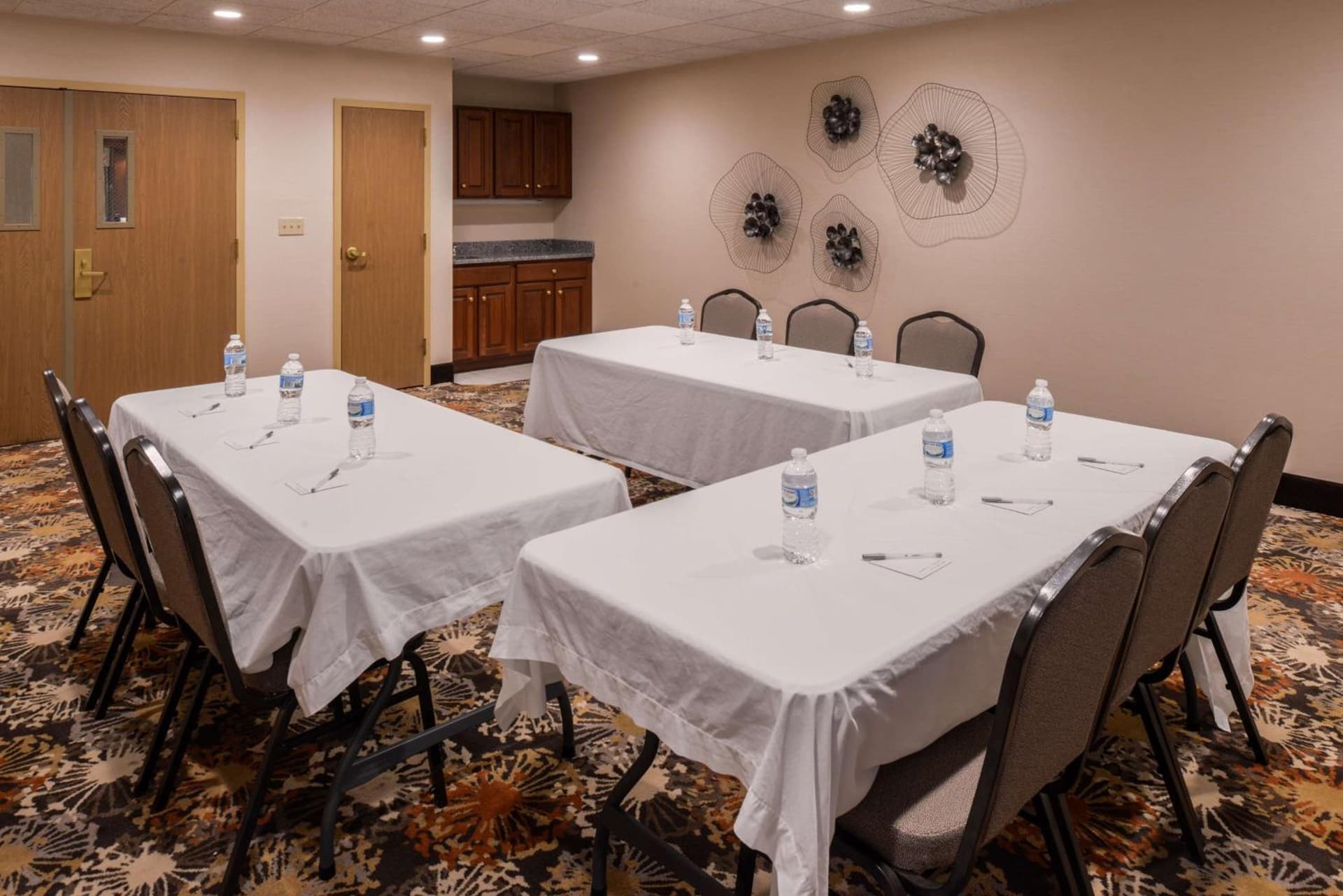 Hampton Inn Elkhart gallery photo in Elkhart, IN — image 28