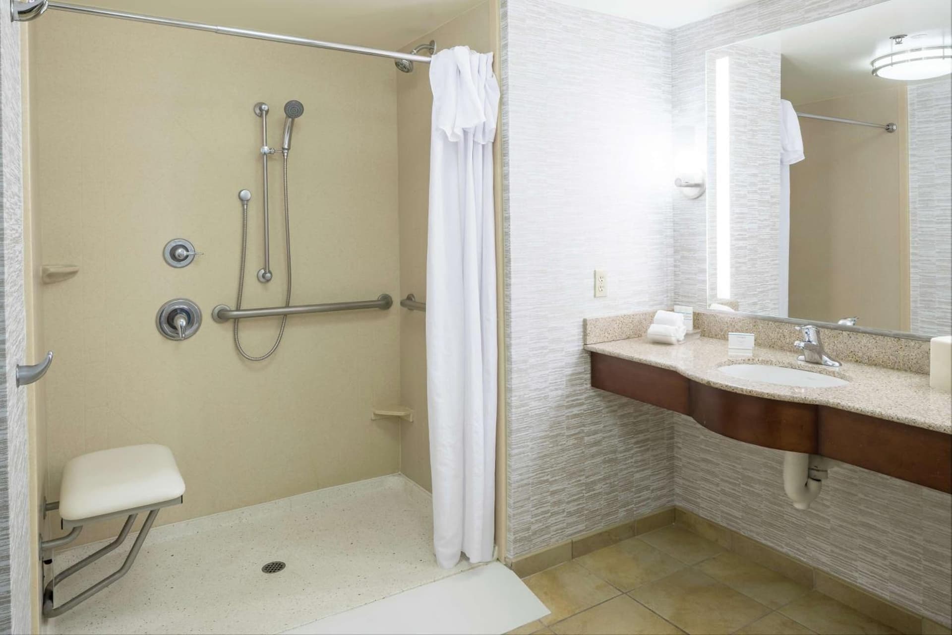 Homewood Suites by Hilton Fresno Airport/Clovis gallery photo in Clovis, CA — image 35