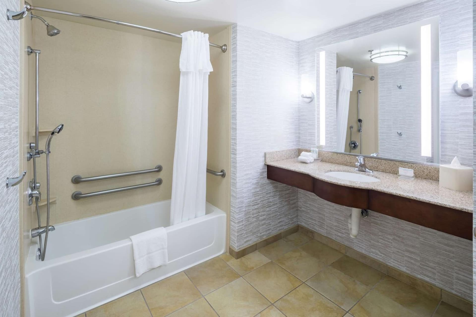 Homewood Suites by Hilton Fresno Airport/Clovis interior in Clovis, CA — gallery photo 2