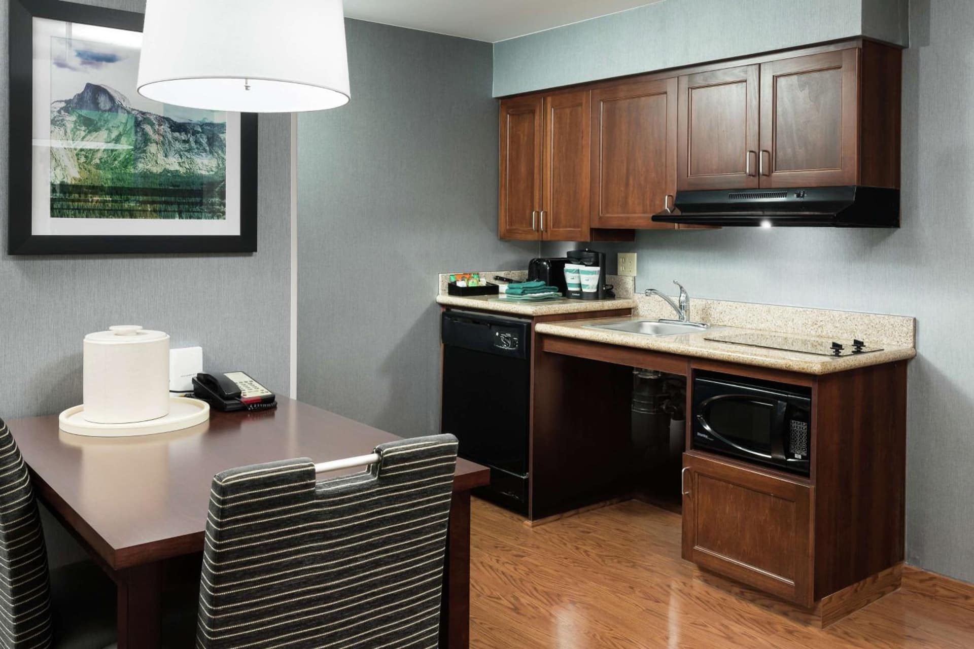 Homewood Suites by Hilton Fresno Airport/Clovis gallery photo in Clovis, CA — image 14