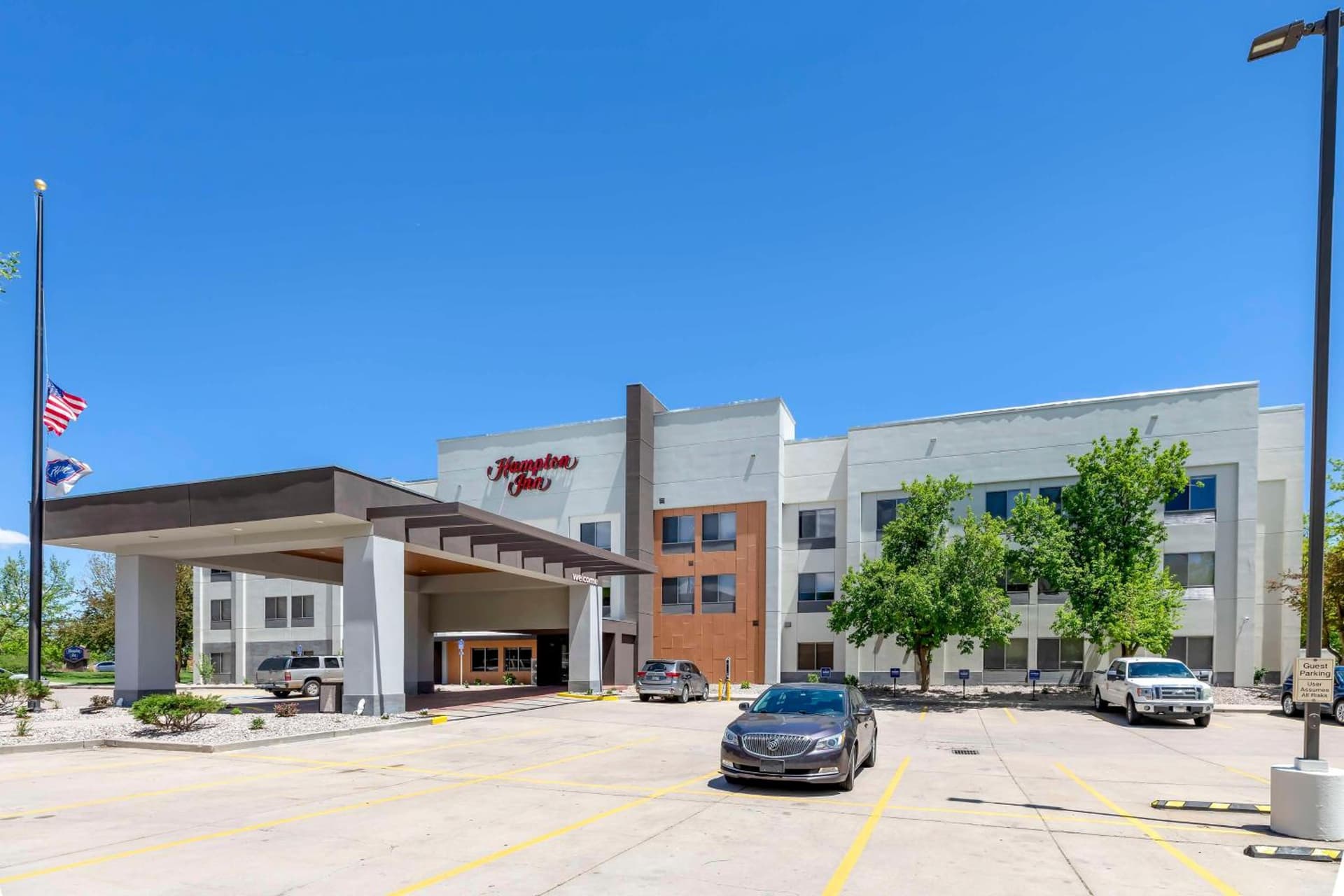 Hampton Inn Fort Collins interior in Fort Collins, CO — gallery photo 2