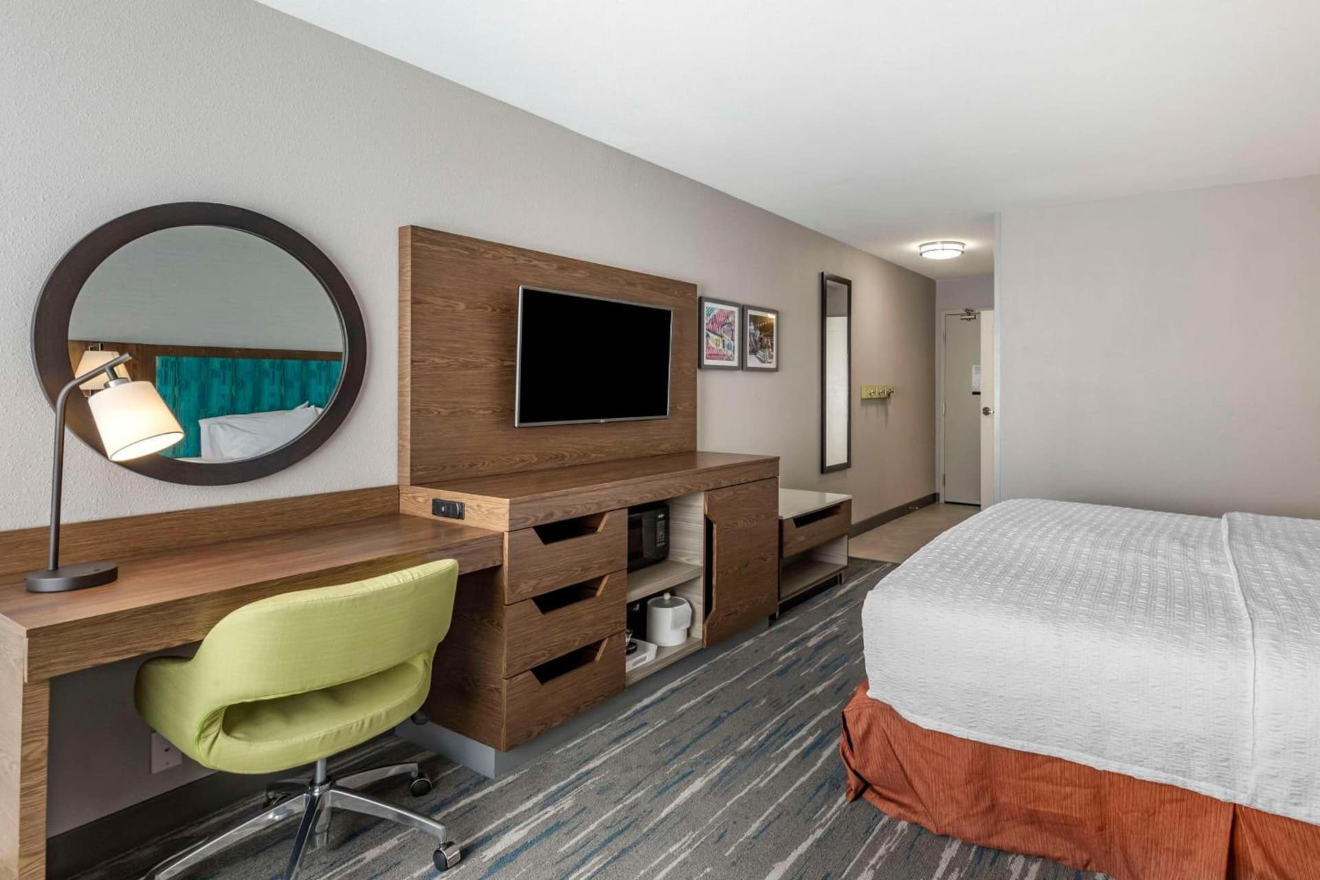 Hampton Inn Fort Collins gallery photo in Fort Collins, CO — image 9