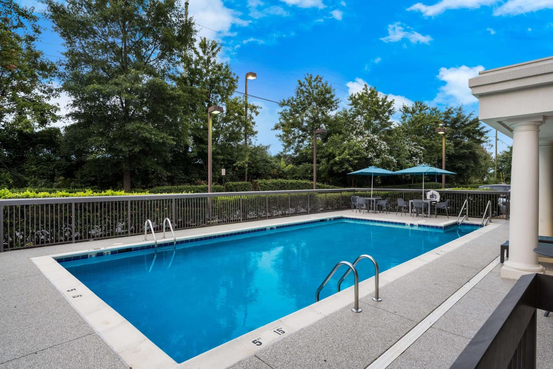 Hampton Inn and Suites Fredericksburg gallery photo in Fredericksburg, VA — image 22