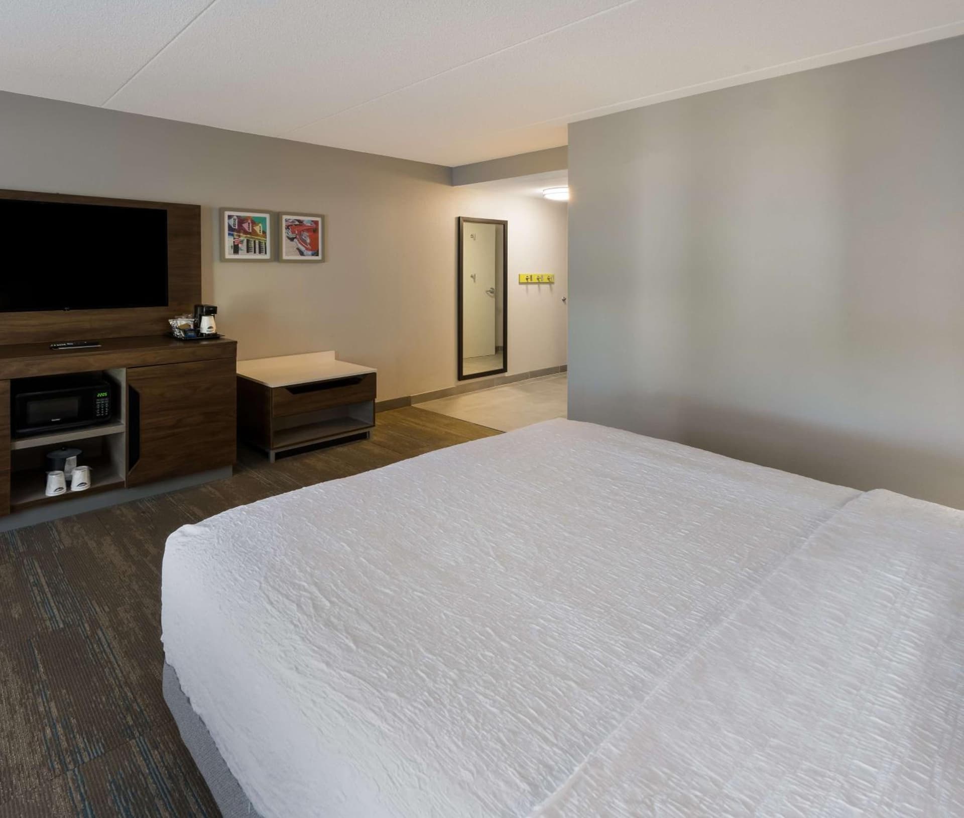 Hampton Inn and Suites Fredericksburg gallery photo in Fredericksburg, VA — image 10