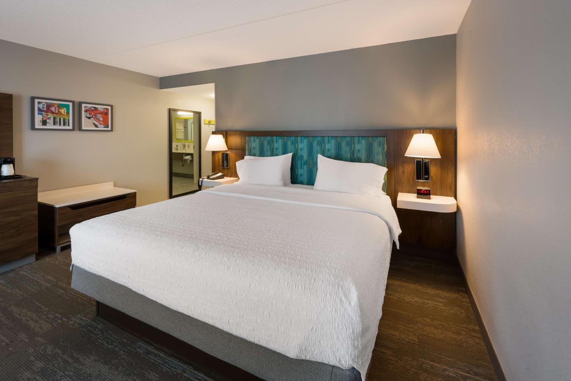 Hampton Inn and Suites Fredericksburg gallery photo in Fredericksburg, VA — image 57