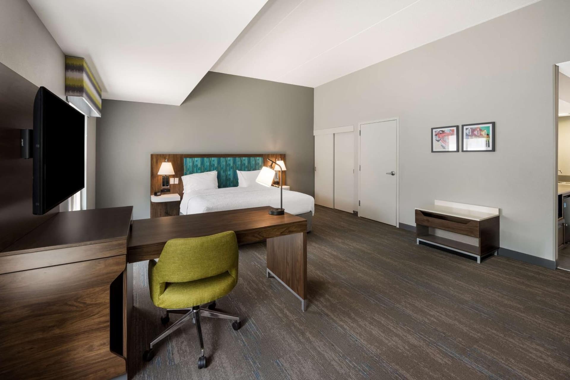 Hampton Inn and Suites Fredericksburg gallery photo in Fredericksburg, VA — image 6