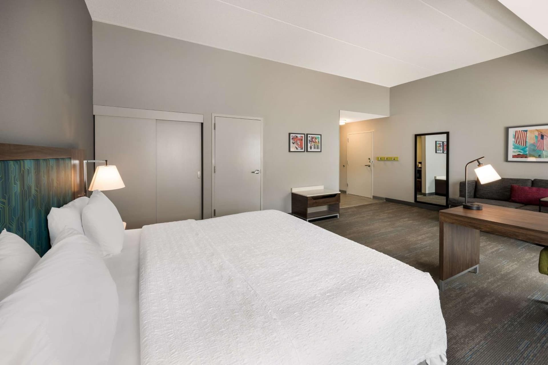 Hampton Inn and Suites Fredericksburg gallery photo in Fredericksburg, VA — image 61