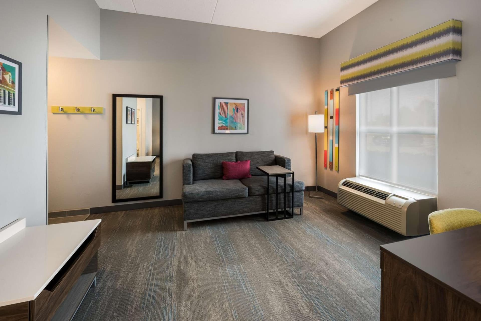 Hampton Inn and Suites Fredericksburg gallery photo in Fredericksburg, VA — image 23