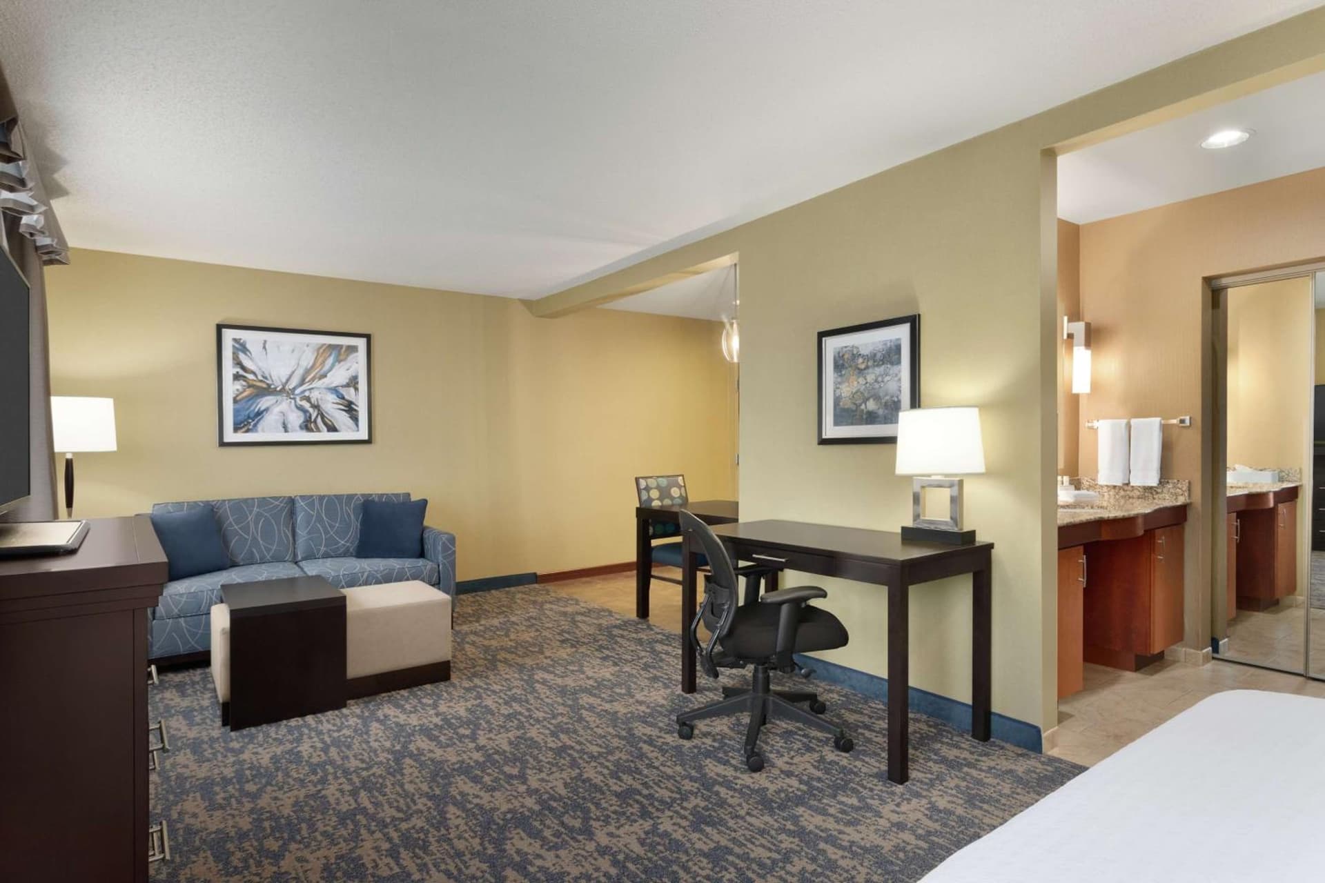 Homewood Suites by Hilton Fort Smith gallery photo in Massard, AR — image 42