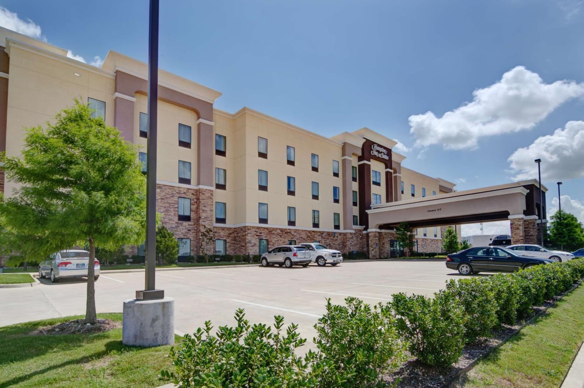 Hampton Inn and Suites Trophy Club - Fort Worth North exterior or lobby in Trophy Club, TX — main listing photo