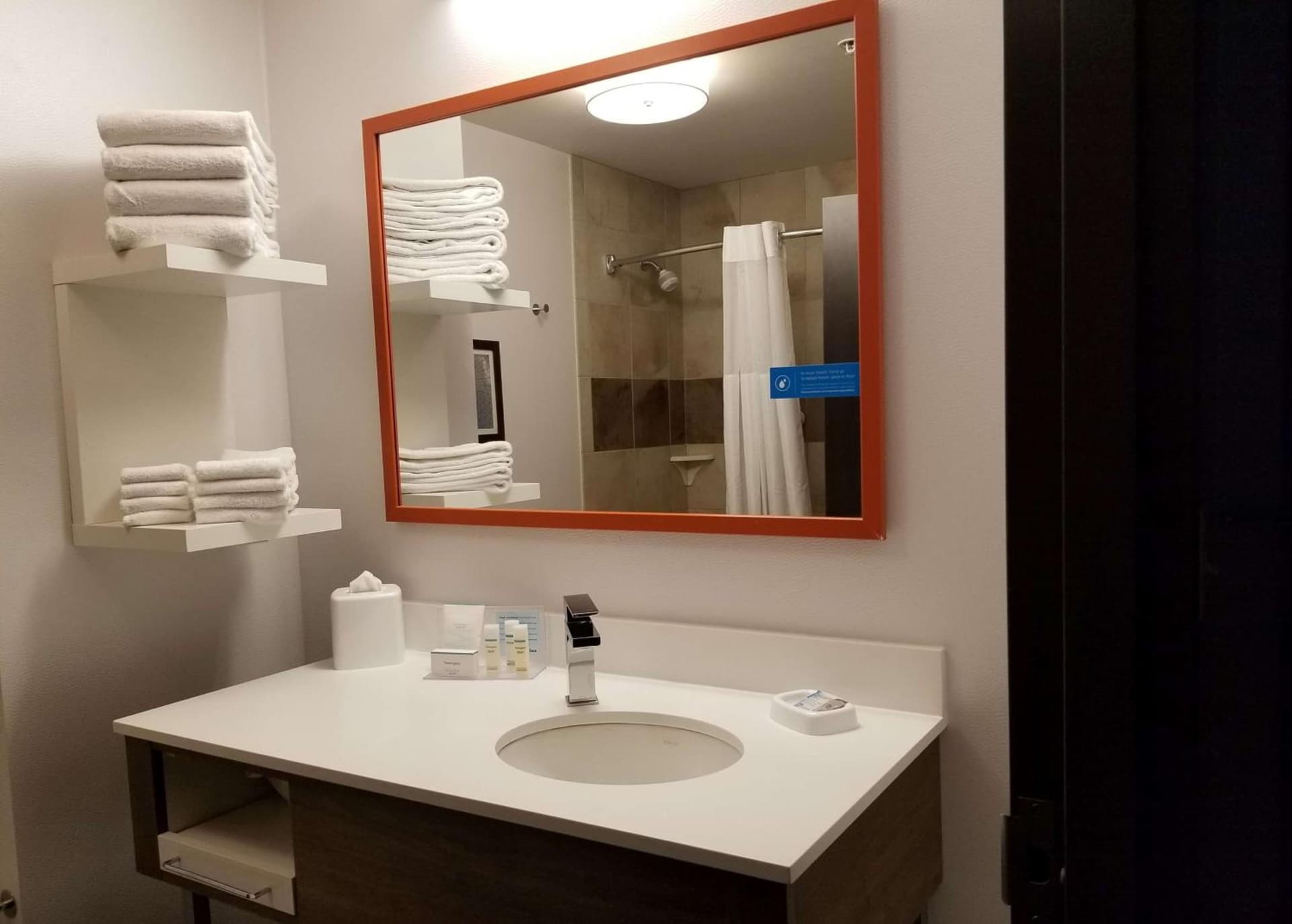 Hampton Inn & Suites Spokane Valley gallery photo in Spokane Valley, WA — image 41