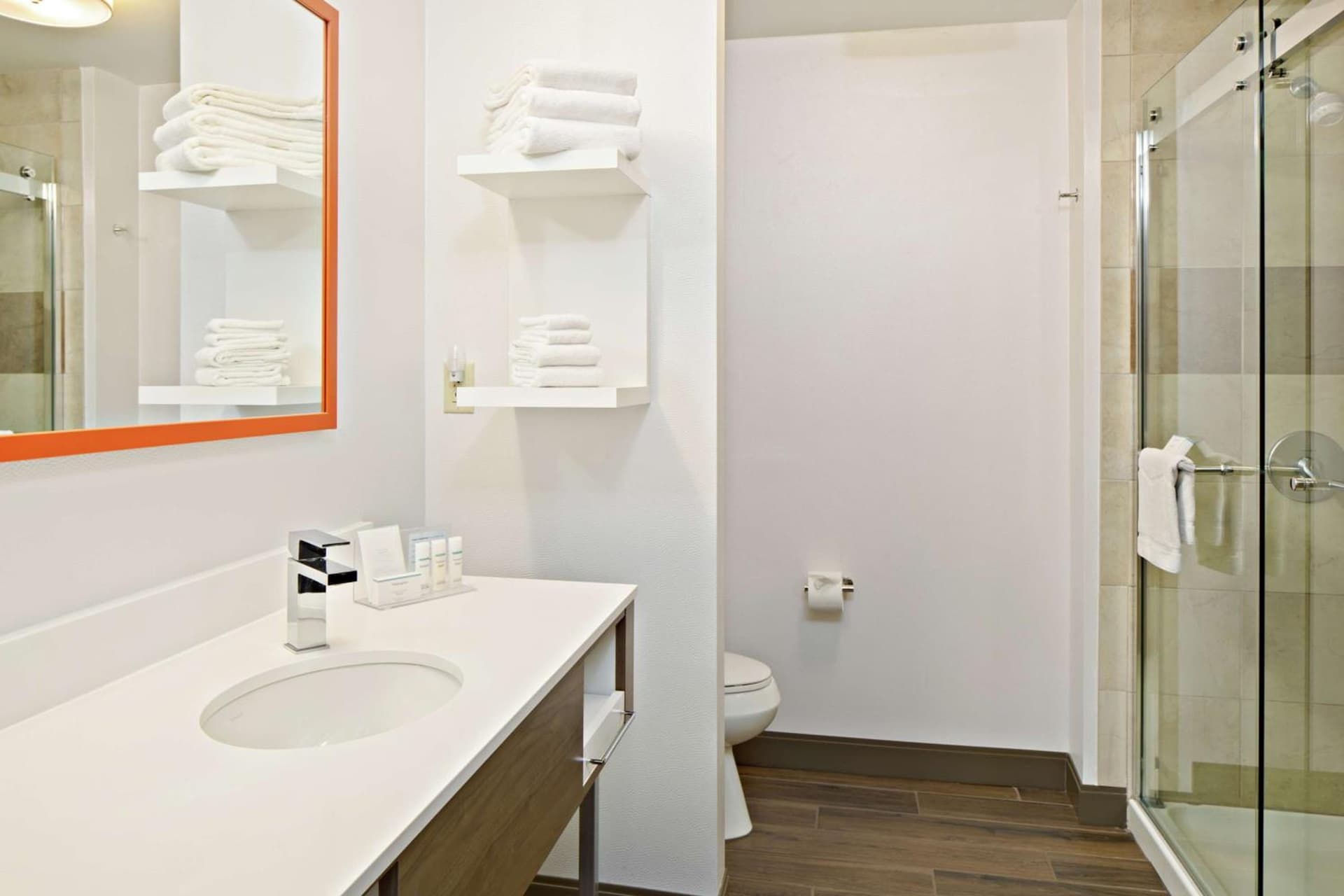 Hampton Inn & Suites Spokane Valley gallery photo in Spokane Valley, WA — image 43