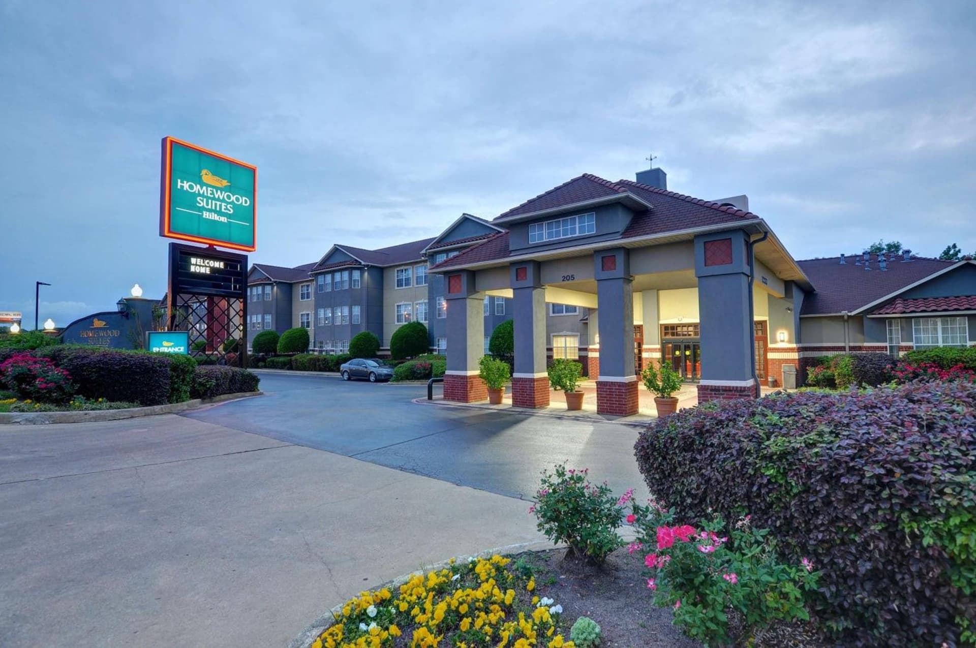 Homewood Suites by Hilton- Longview interior in Longview, TX — gallery photo 2