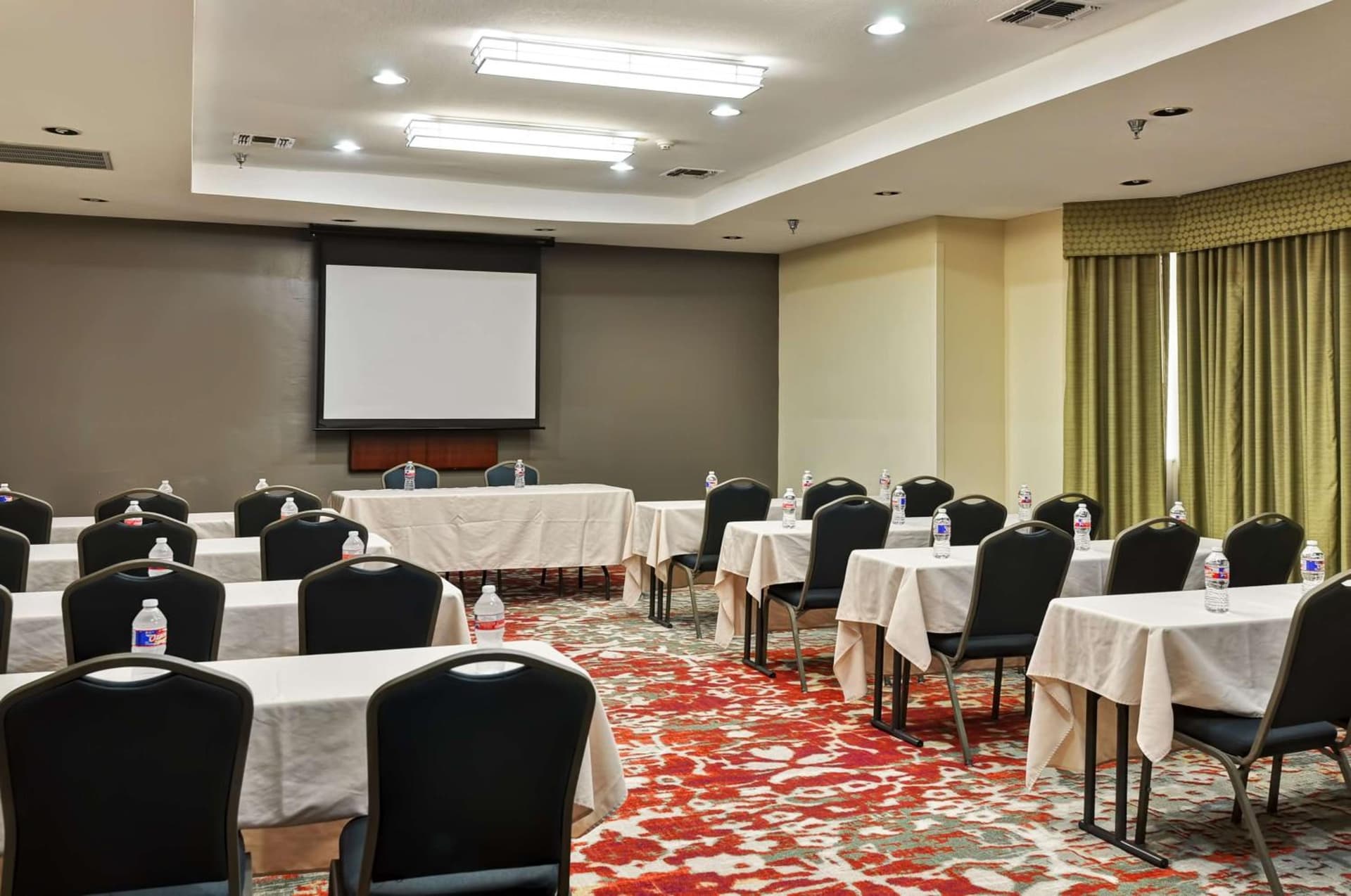 Homewood Suites by Hilton- Longview gallery photo in Longview, TX — image 15