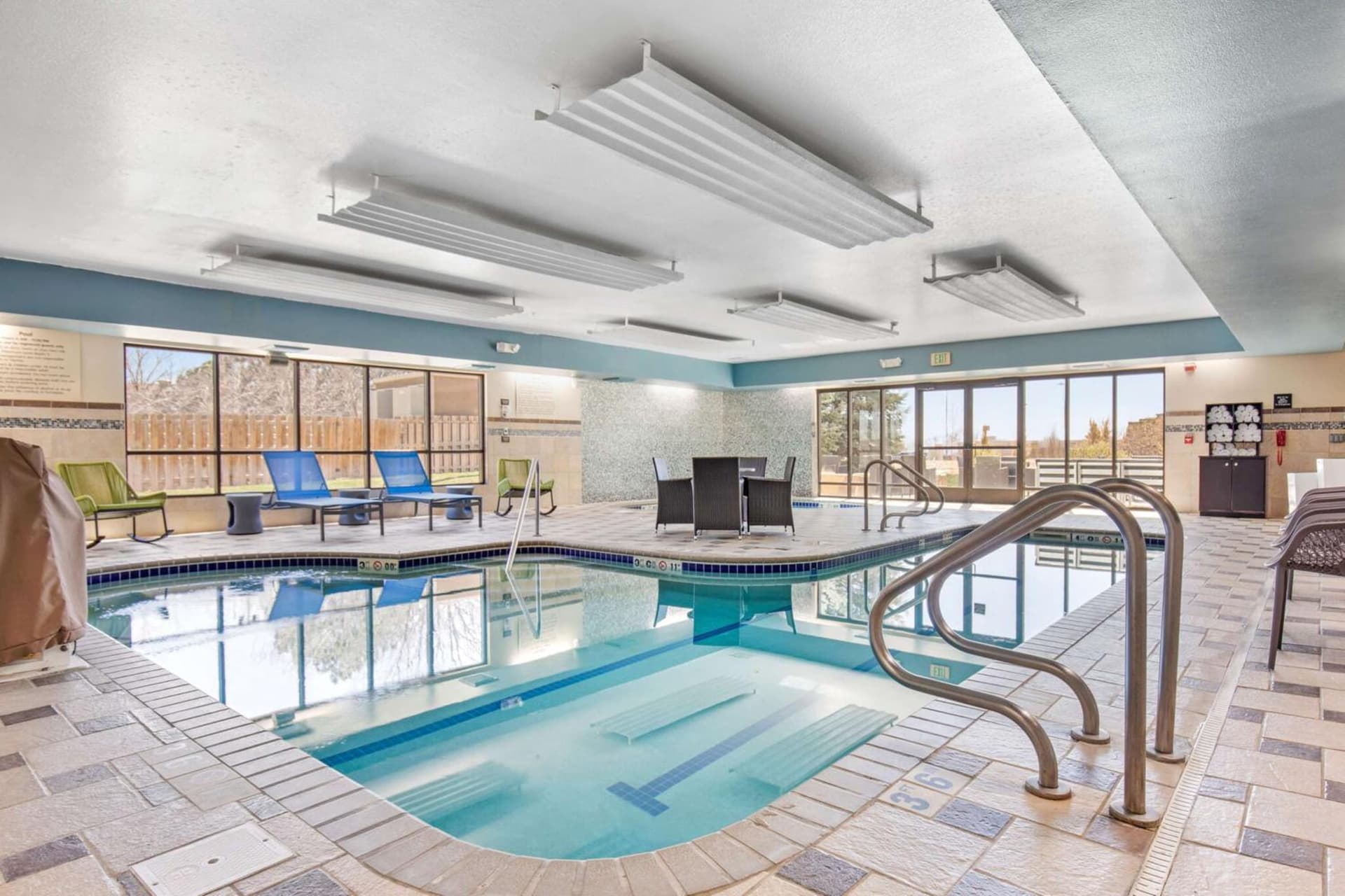 Hampton Inn & Suites Greeley gallery photo in Greeley, CO — image 20