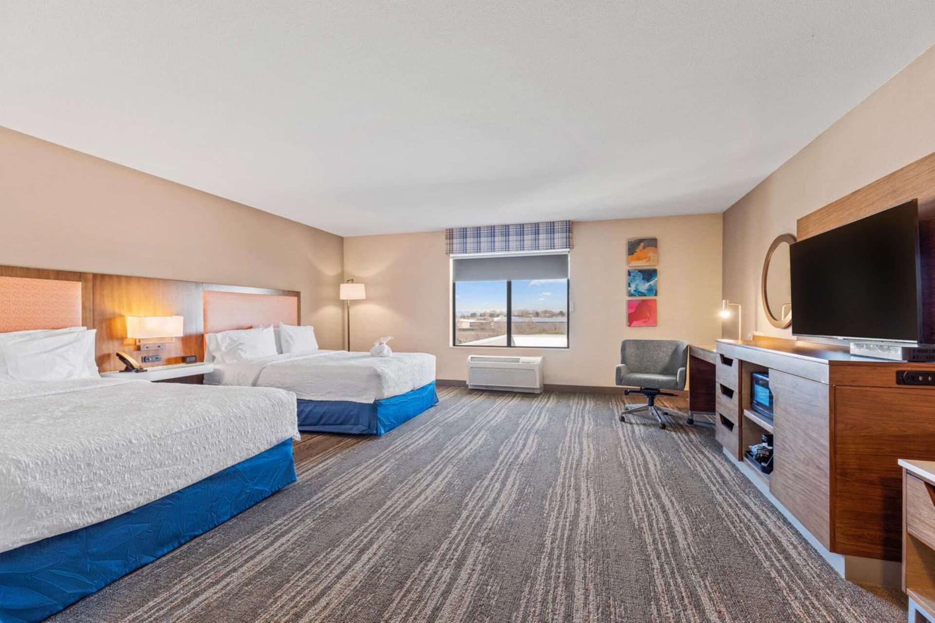 Hampton Inn & Suites Greeley gallery photo in Greeley, CO — image 10