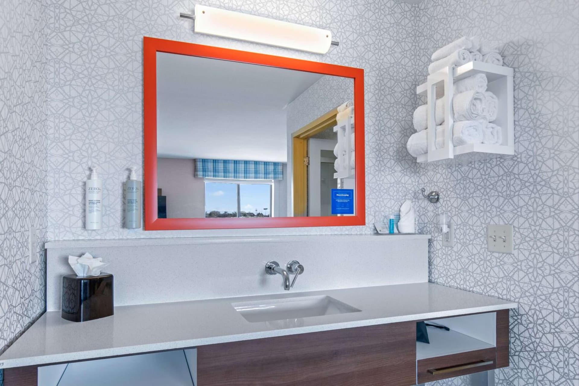 Hampton Inn & Suites Greeley gallery photo in Greeley, CO — image 46