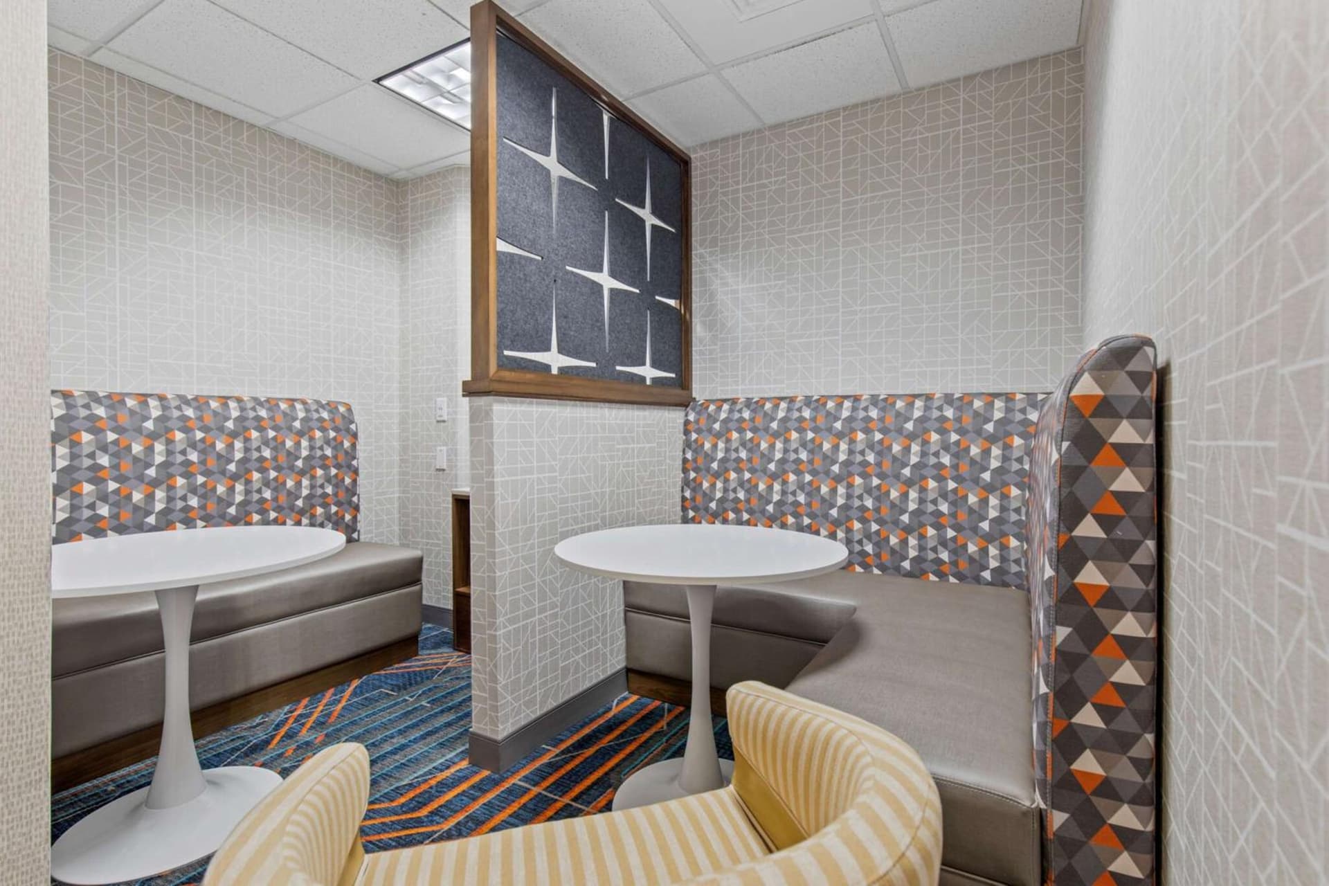 Hampton Inn & Suites Greeley gallery photo in Greeley, CO — image 45