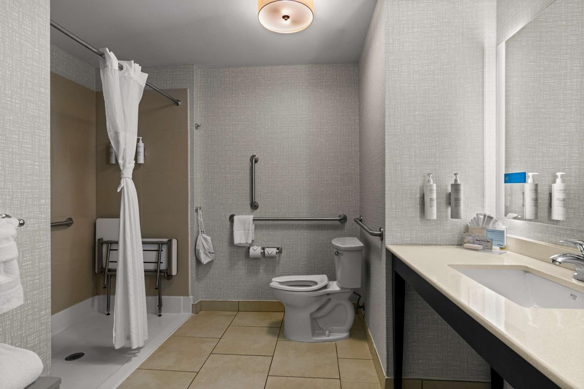 Hampton Inn & Suites Schererville gallery photo in Schererville, IN — image 40