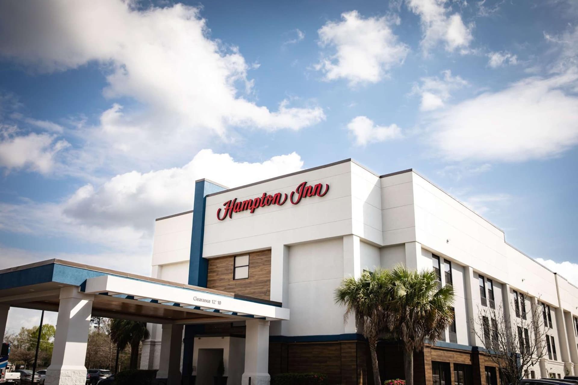 Hampton Inn Hammond featured exterior or lobby in Hammond, LA — similar hotel