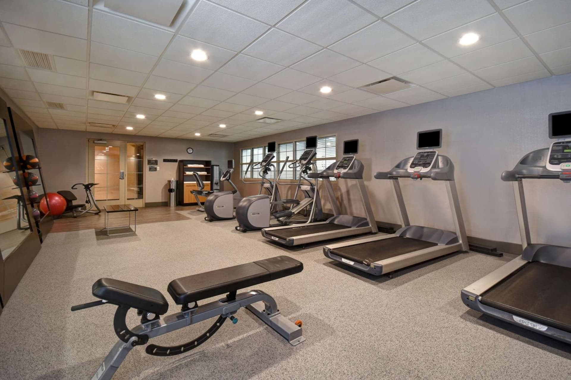 Homewood Suites by Hilton Hartford / Southington CT gallery photo in Southington — image 40